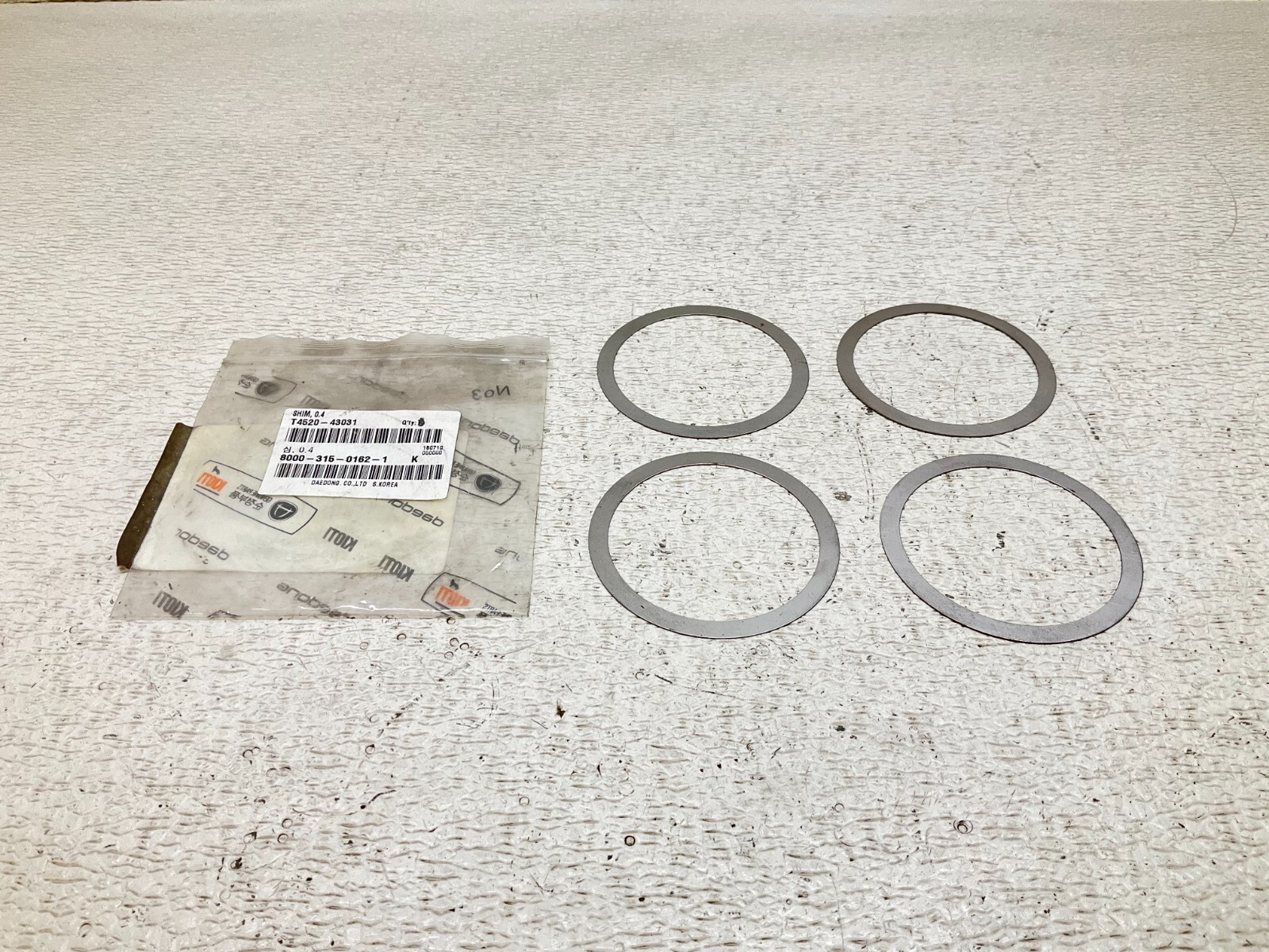 Daedong Kioti T4520-43031 0.4 Shim T452043031 Bag of 4 New (TSC)