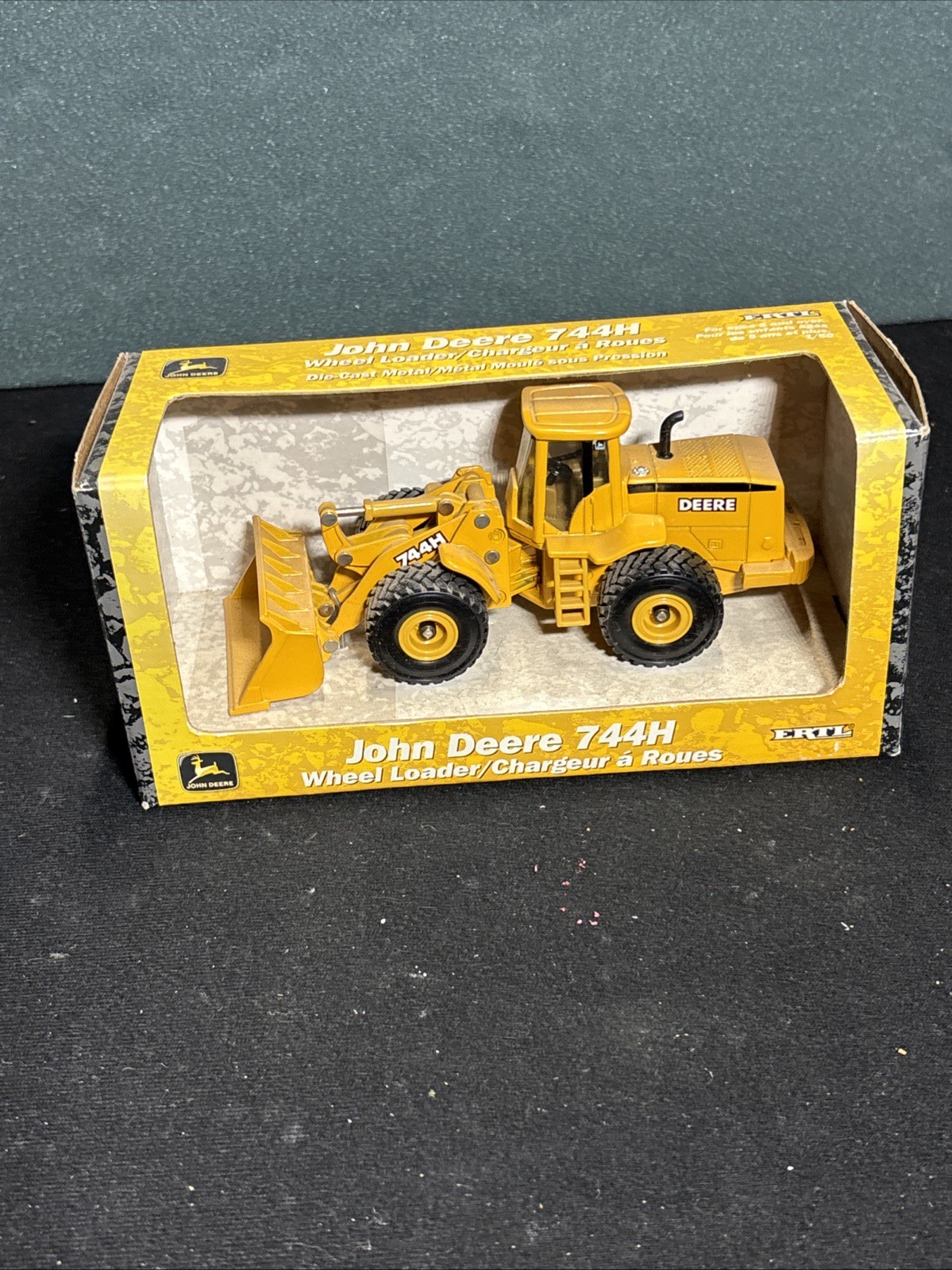 Vintage ERTL 7" John Deere 744H Wheel Loader 5085 Diecast Construction Toy 1:50