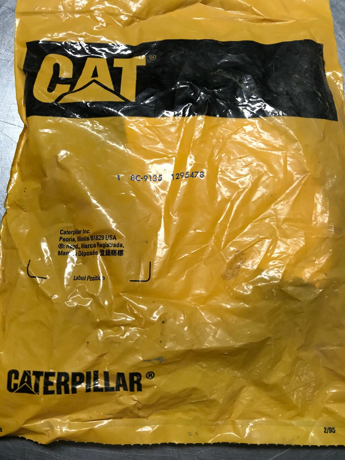 8C9135  GENUINE OEM  CAT   LIP TYPE SEAL   Caterpillar  8C-9135