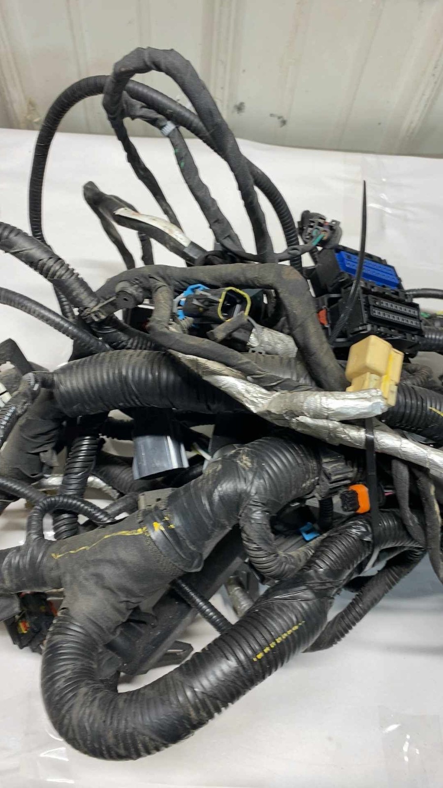 15-17 CHEVY TRAVERSE BUICK ENCLAVE 3.6 Wire Harness (engine) 84216869