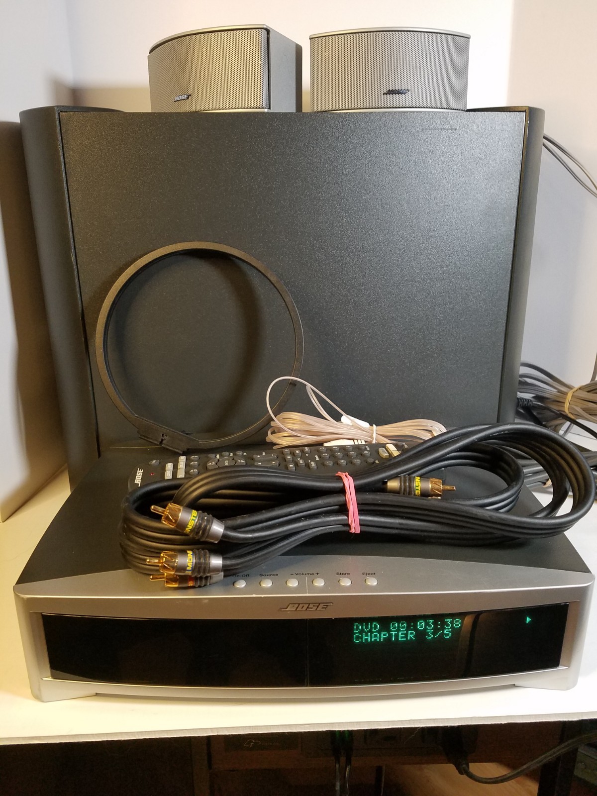 BOSE AV3-2-1 II GSX Media Center w/ Powered Speaker System Remote Cords HDD!!!!!