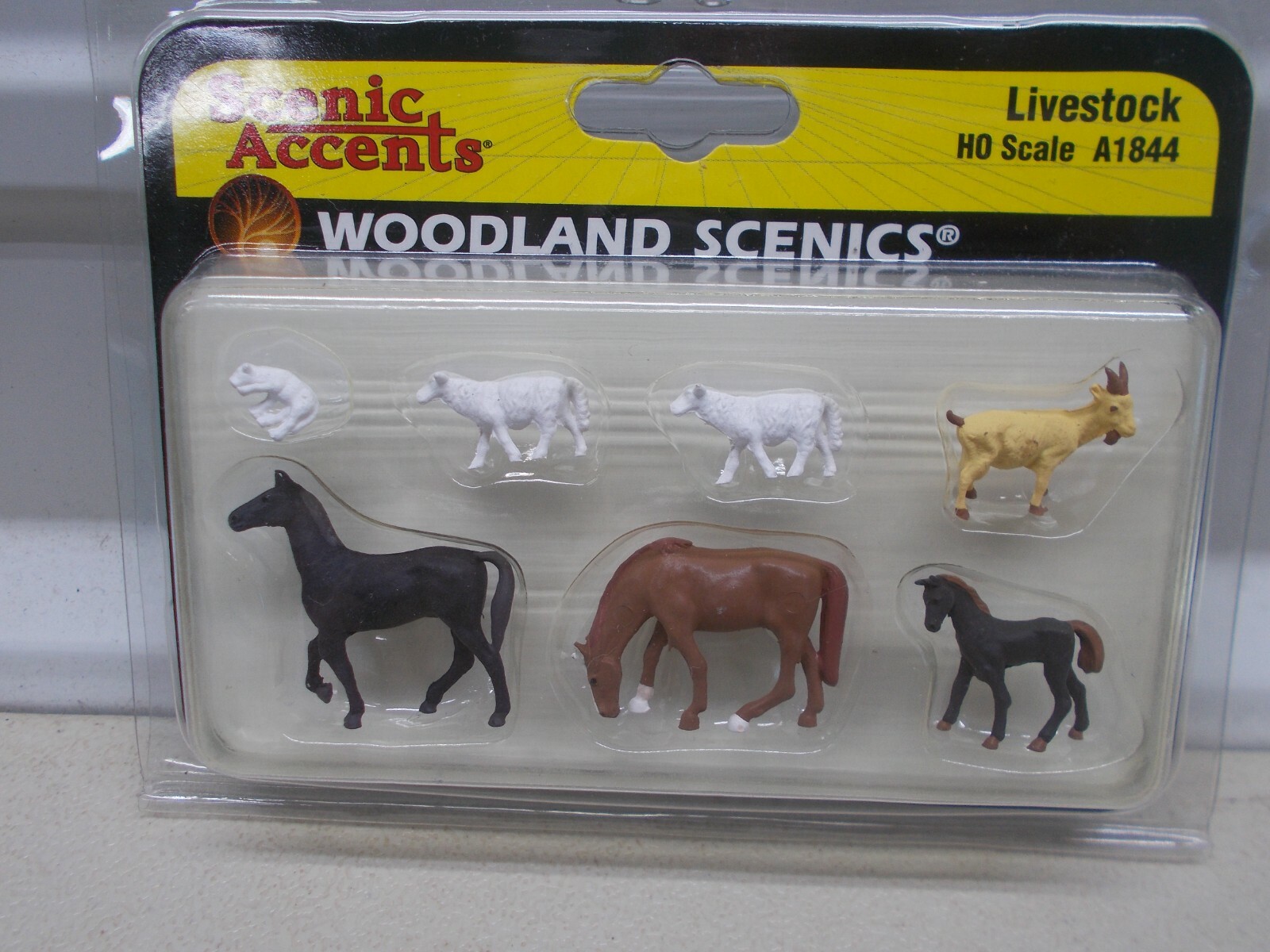 WOODLAND SCENICS~#A1844-LIVESTOCK~HO SCALE
