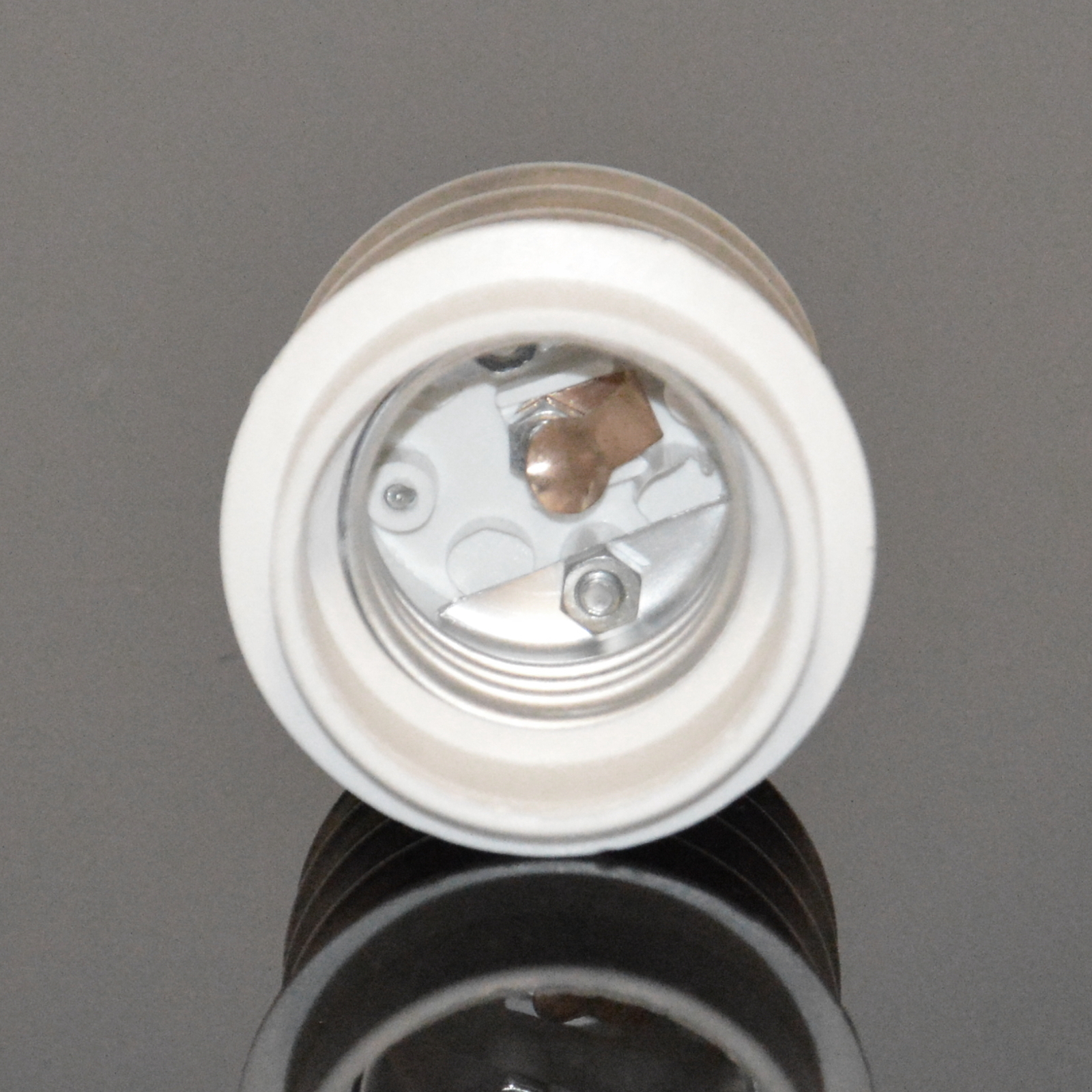 (5-pack) Light Bulb Socket Adapter Mogul Base E39 to Medium E26 Screw Reducer