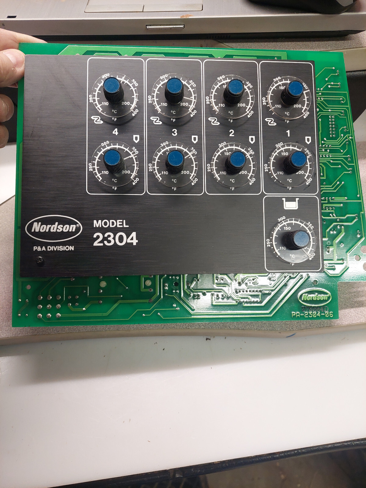 NEW NORDSON 2304 GLUE DISPENSER 9 CHANNEL CONTROL PANEL 276884D. FREE SHIPPING.