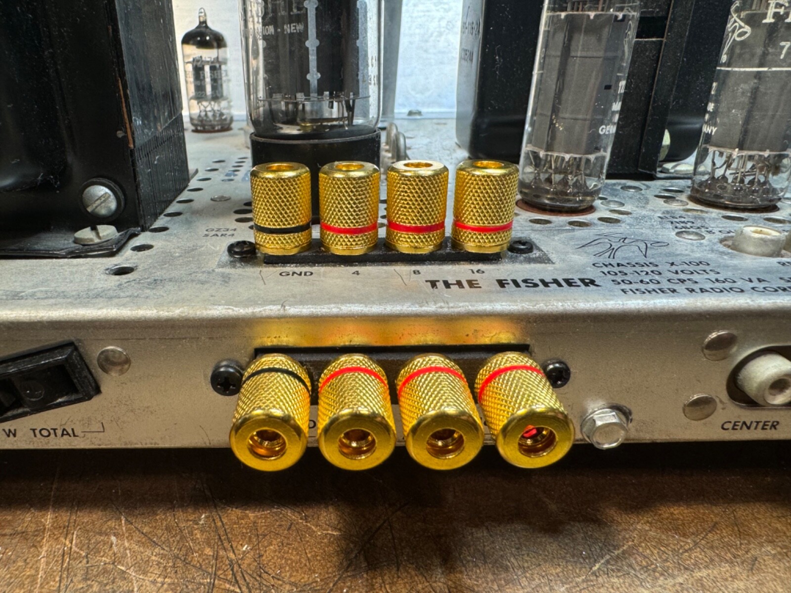 Speaker terminals, binding posts for Fisher receiver