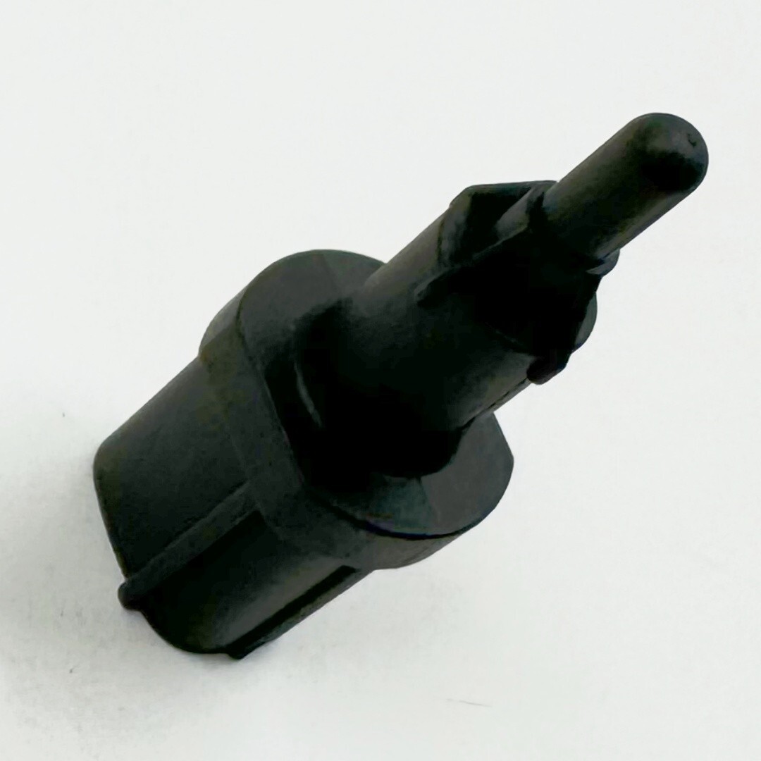 Intake Air Temperature Sensor IAT OBD2 EK 37880P2A004 For 1996-00 Honda Civic