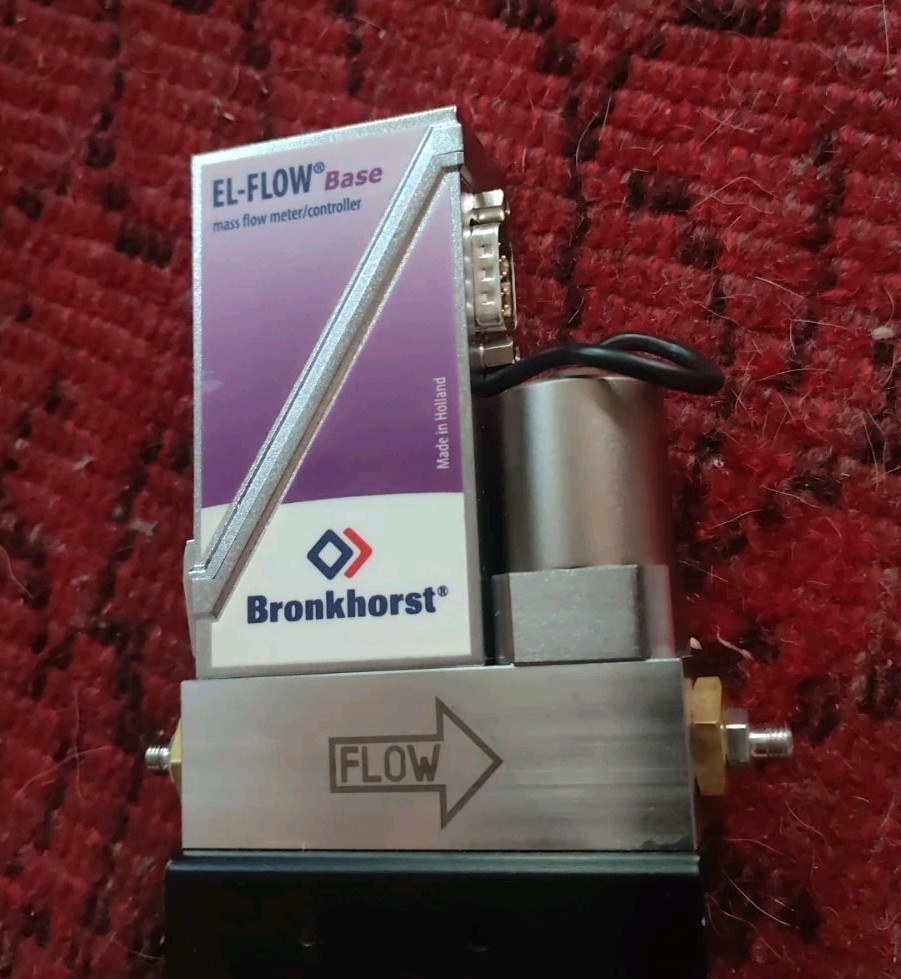 Bronkhorst EL-Flow Select Mass Flow Meter Controller - Range: 500  Gas: O2