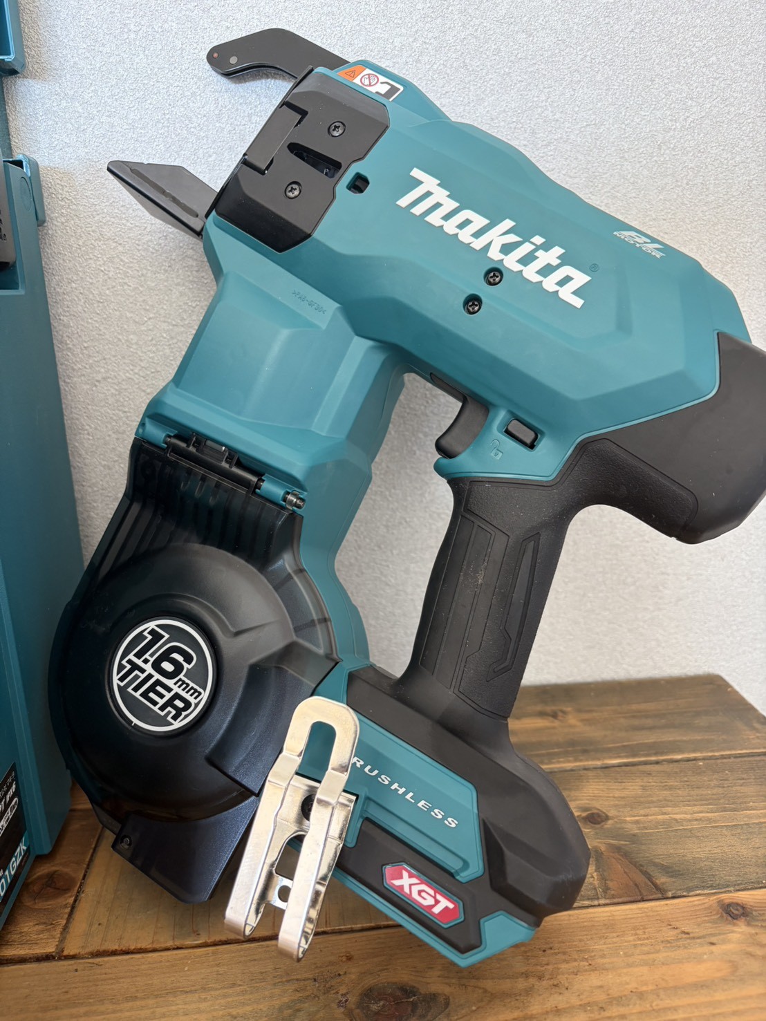 Makita TR001GZK 40Vmax Cordless Rebar Tying Tool Bare Tool w/ Case New Japan