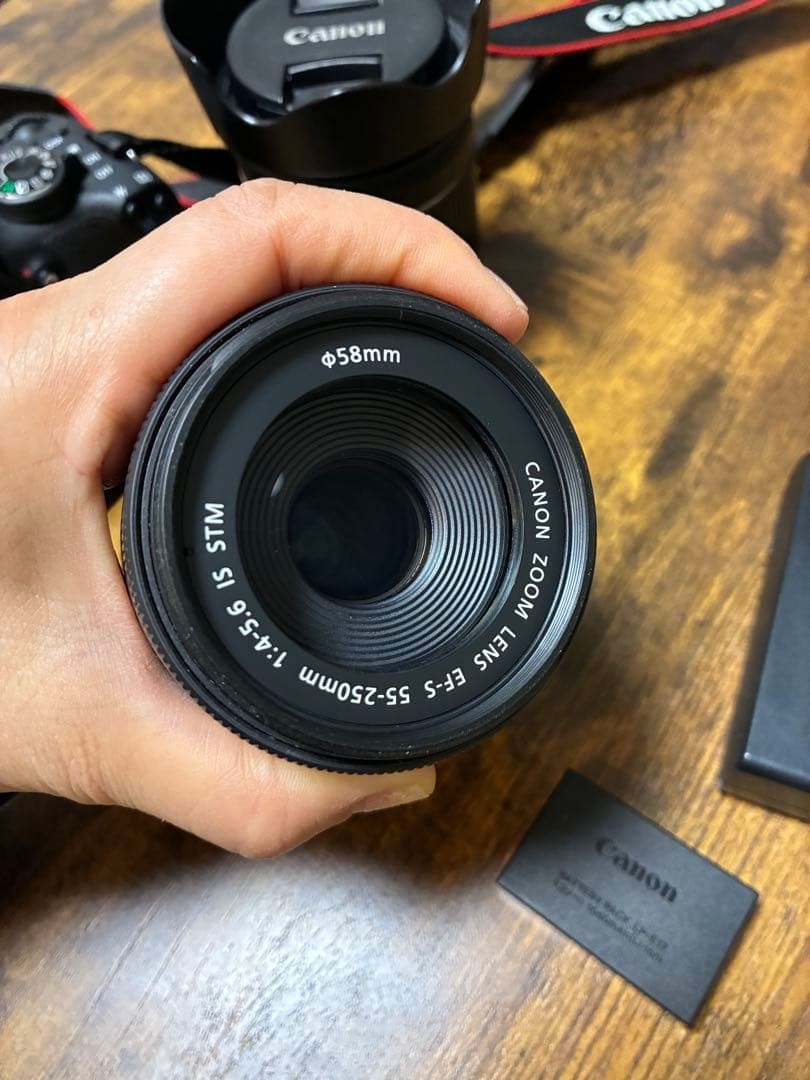 Canon EF-S 821744