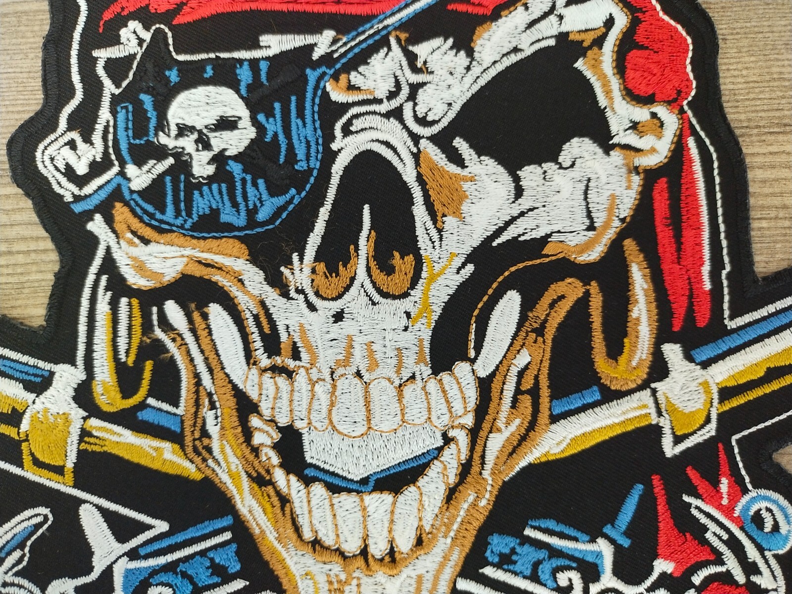 BIG PATCH Pirate Skull Biker Chopper Motorcycle Rider Embroidered Iron on Patch