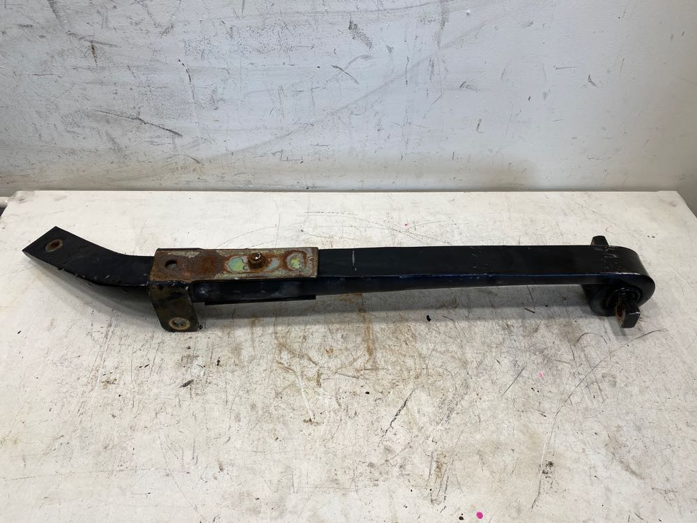 2017 Freightliner Cascadia Leaf Spring A1616413000 (632-14807)
