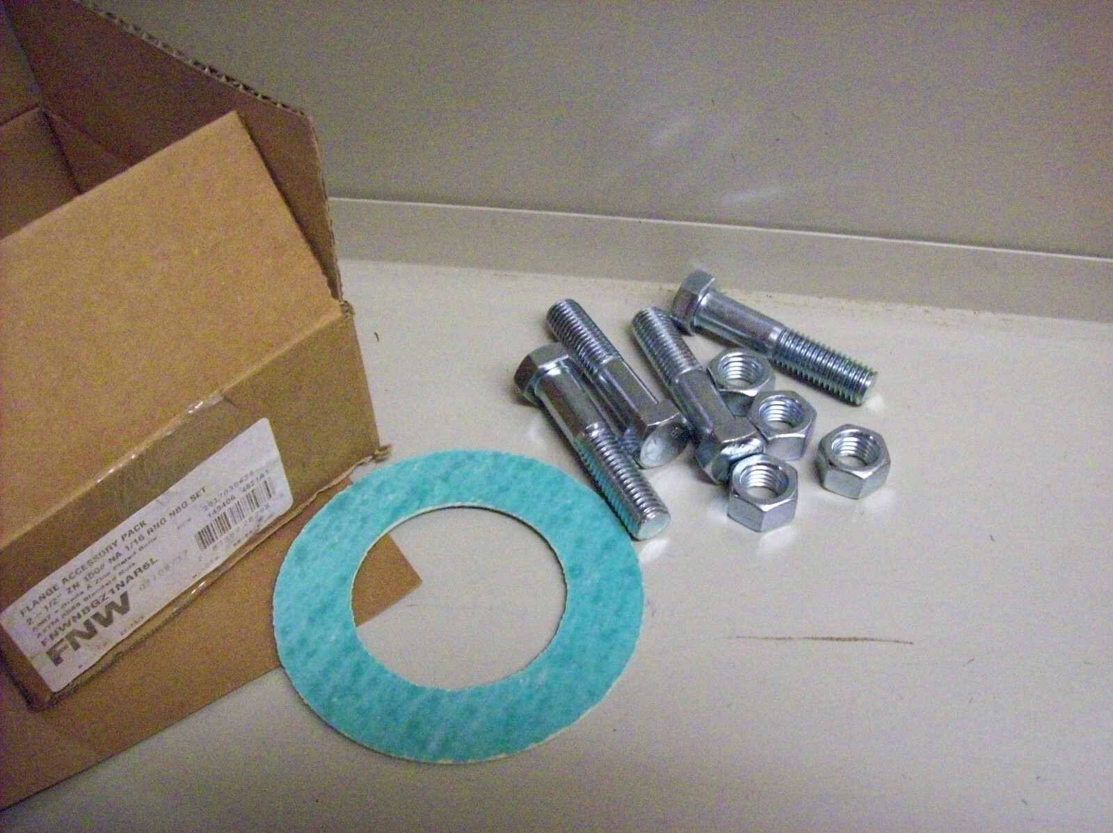 aj) FNW Flange Accessory Pack FNWNBGZ1NAR6L