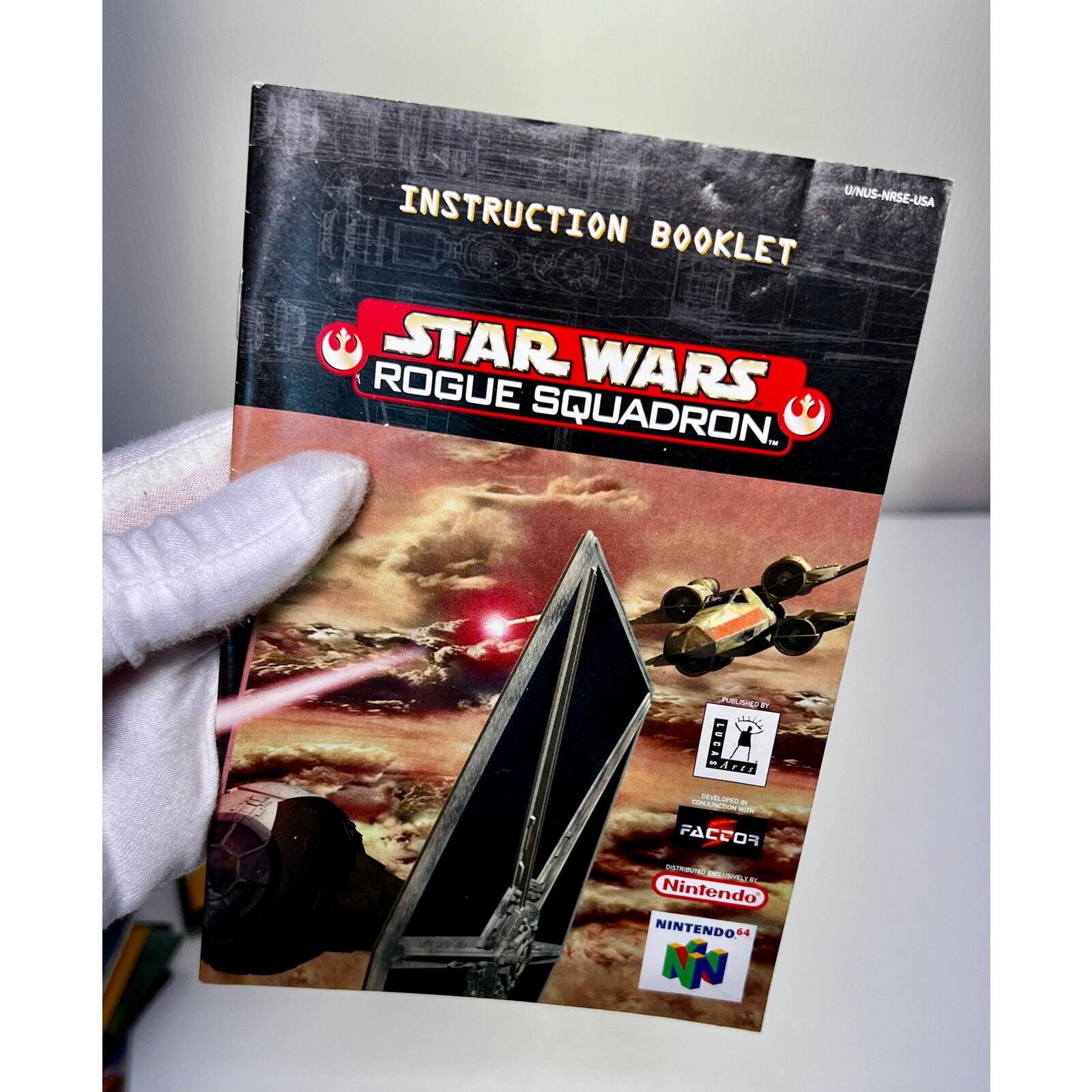 Star Wars Rogue Squadron Game Manual Nintendo 64 (USA) Excellent Condition