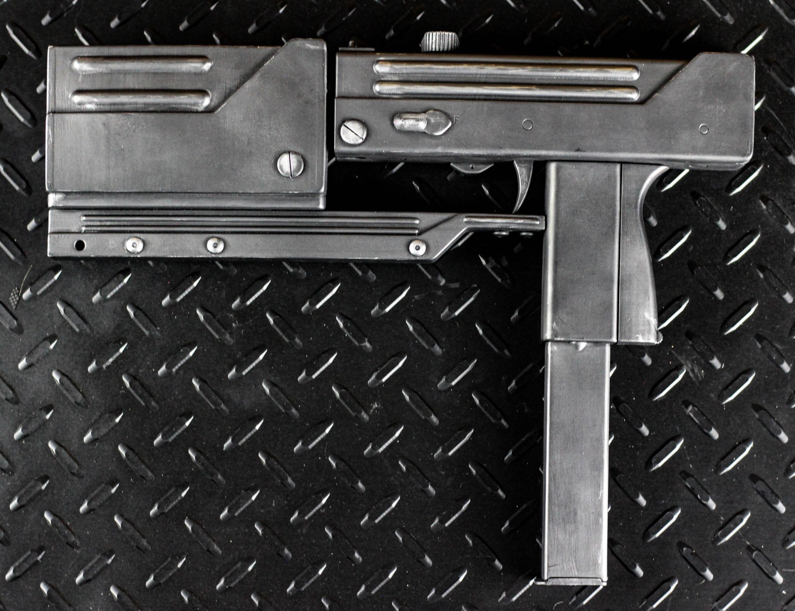 Blade MAC-11 Replica