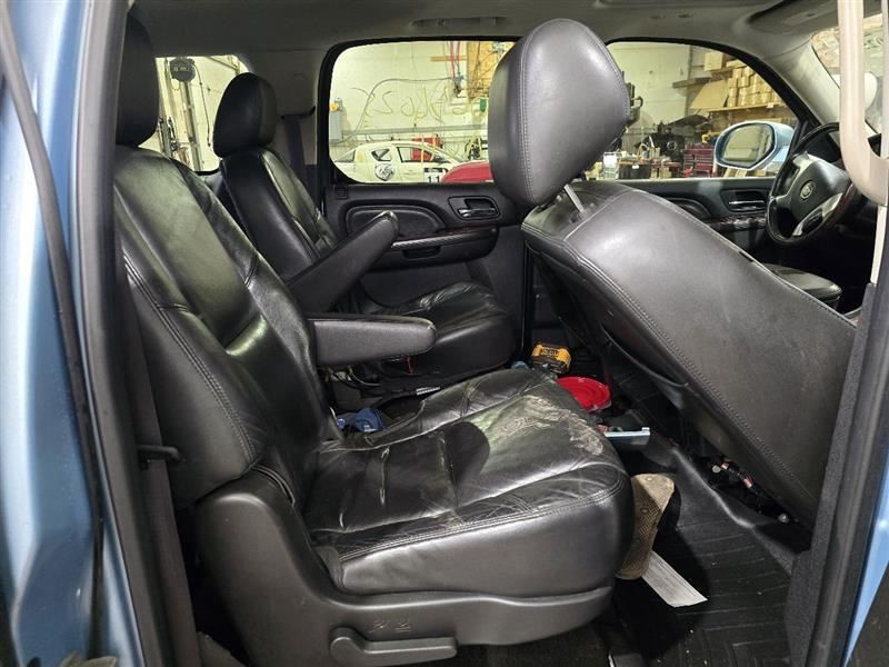 Camera/Projector Camera Liftgate Mounted Fits 09-14 ESCALADE 609382