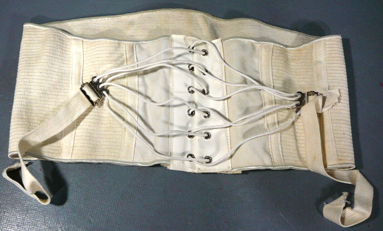 Vintage Bauer & Black Abdominal Belt, Size Medium