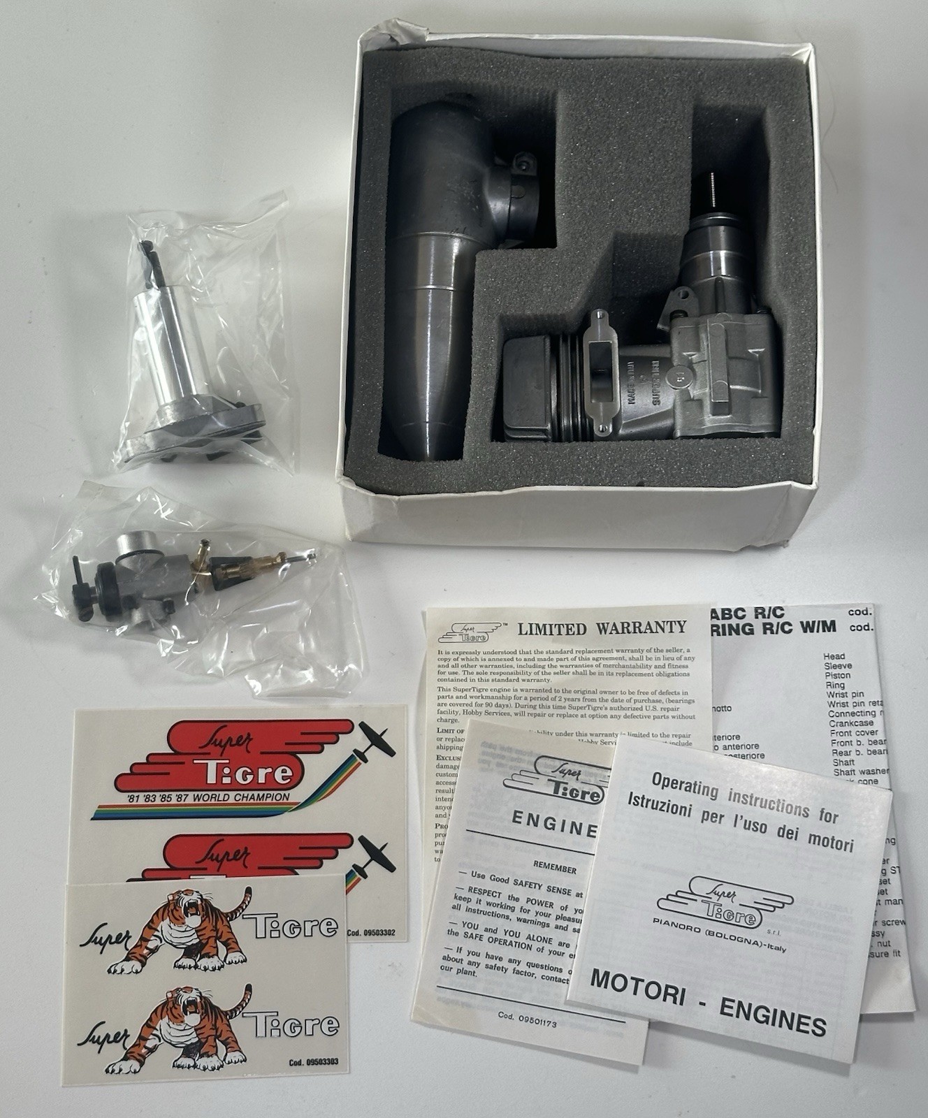 Super Tigre 61 k ABC W/M RC Plane Motor In Box W/ Muffler, Papers & Stickers