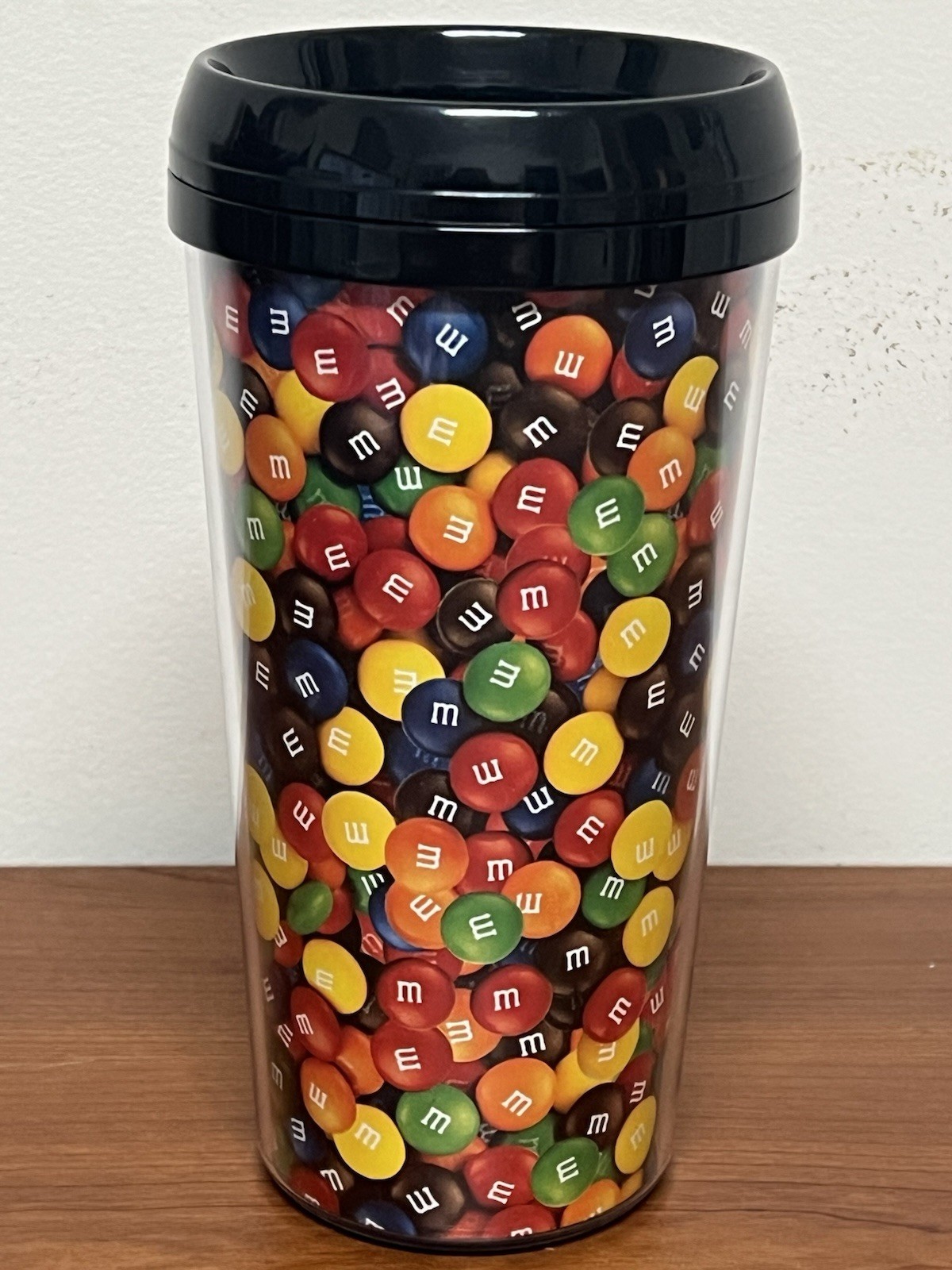 New M&M Insulated Travel Mug Tumbler Plastic Coffee Chocolate Candy Hot Cold