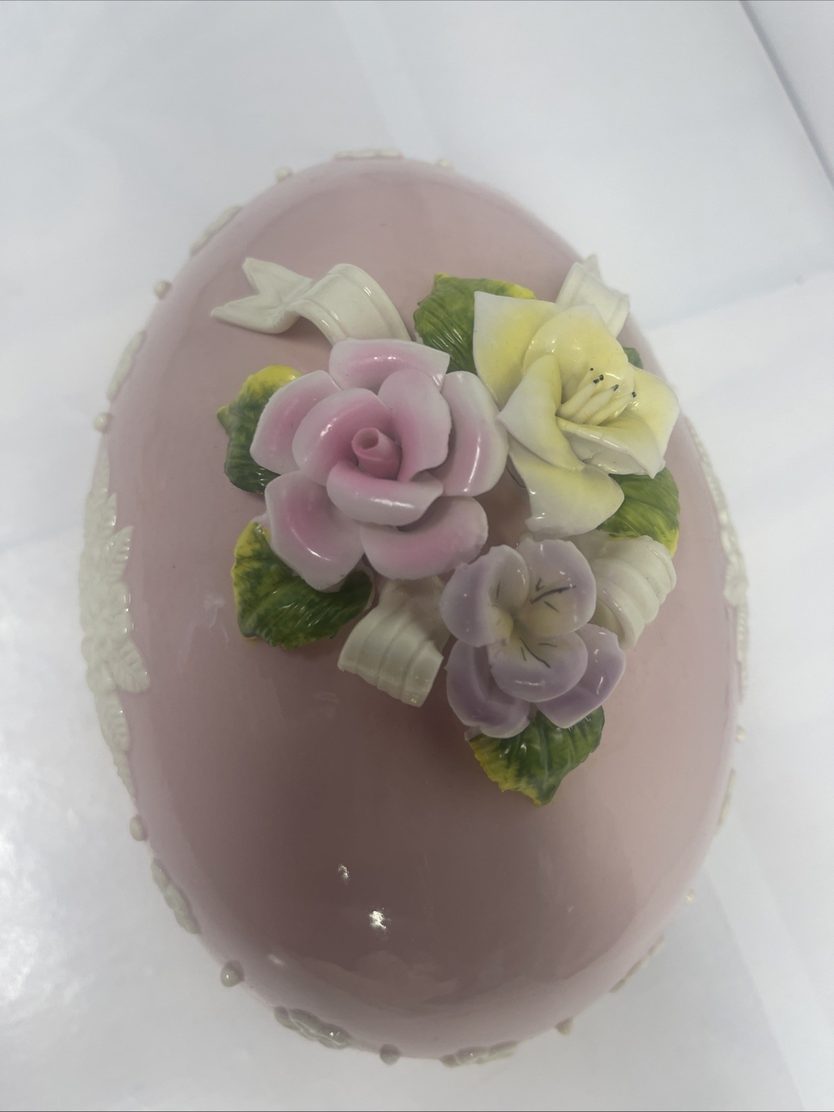 porcelain Easter egg trinket box