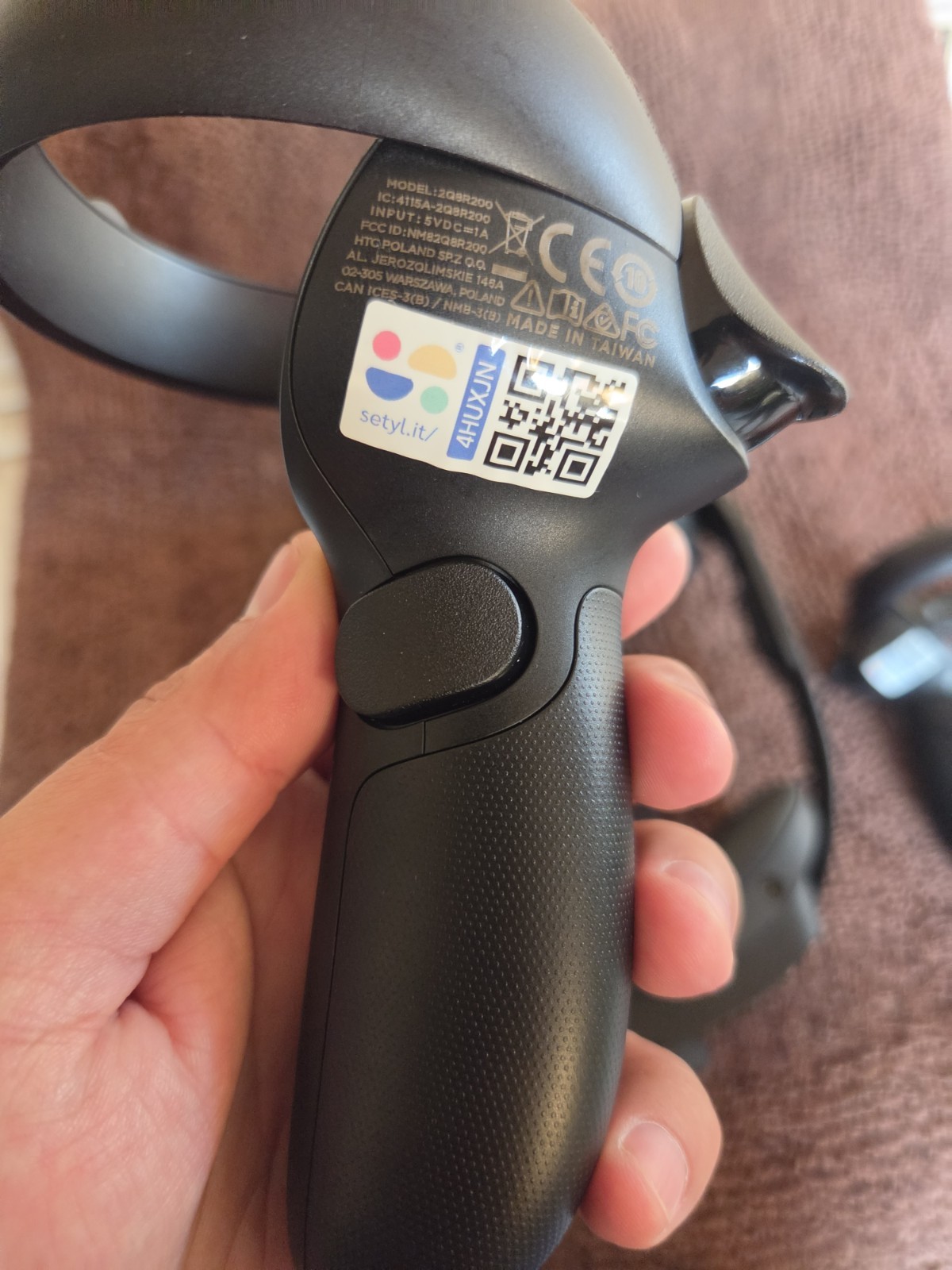 HTC Vive Focus 3 VR Headset –Full Kit, Controllers Play VR Games