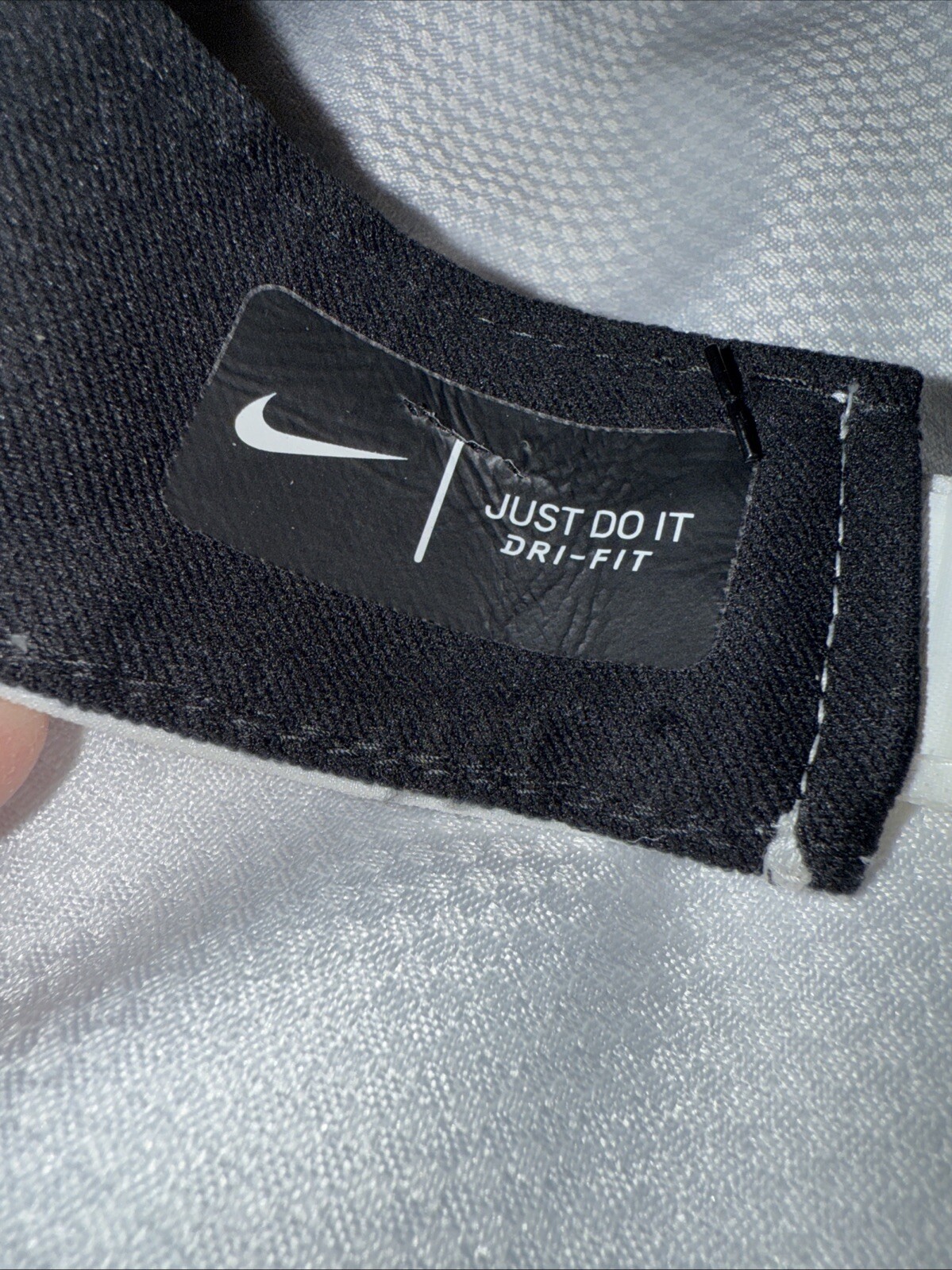 Nike White Visor w Black Swoosh and vented strap Hook Loop EUC