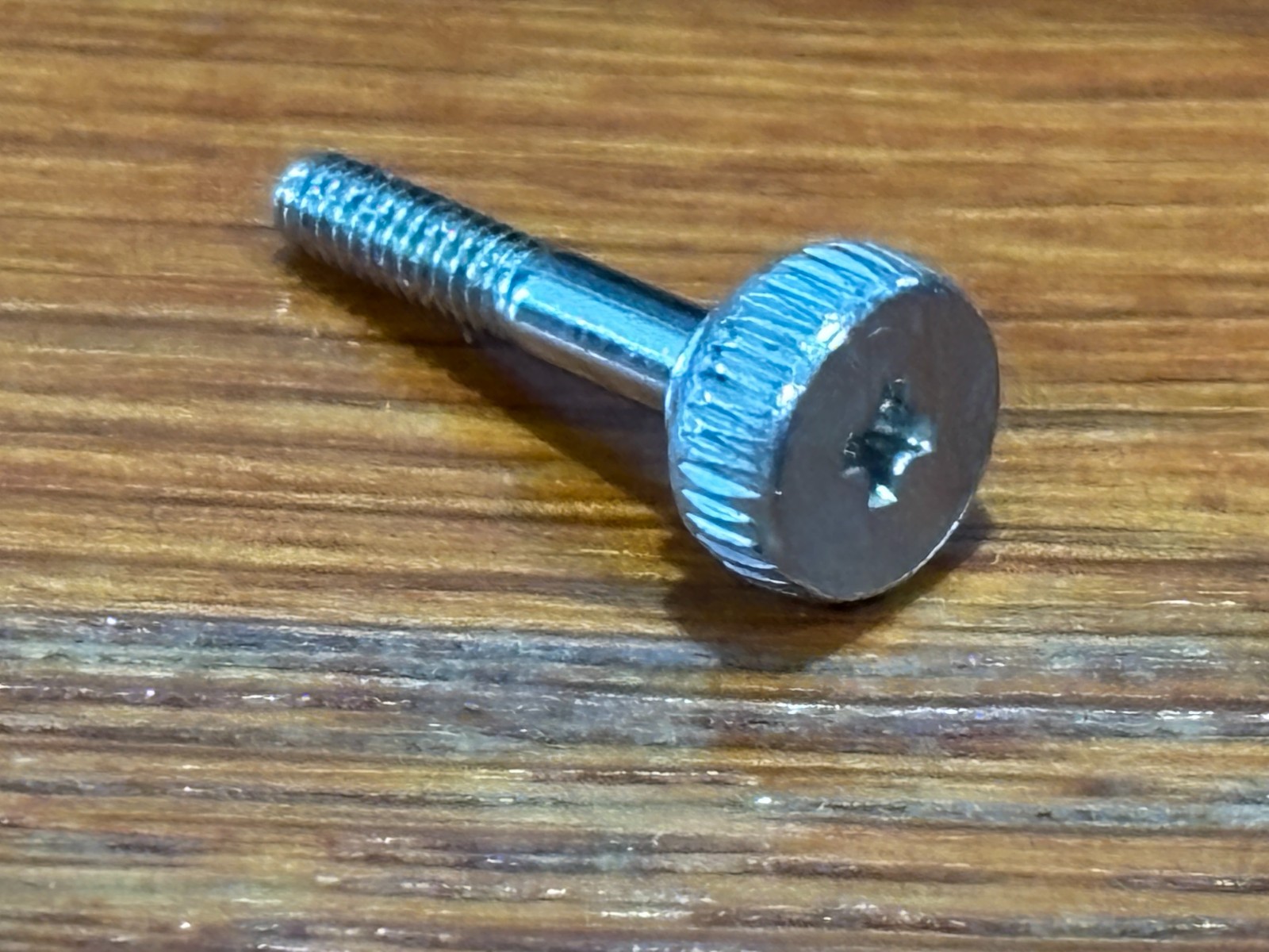 Thumb Screw for P-Mount (T4P) Cartridge