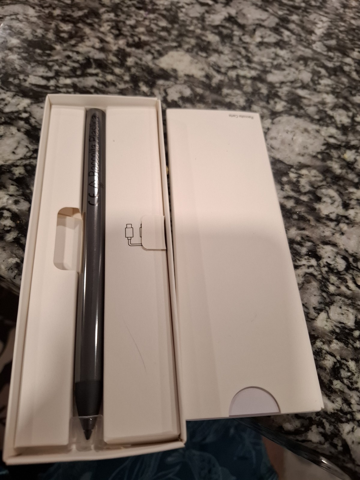 Dell Premier Rechargeable Active Pen- PN7522W