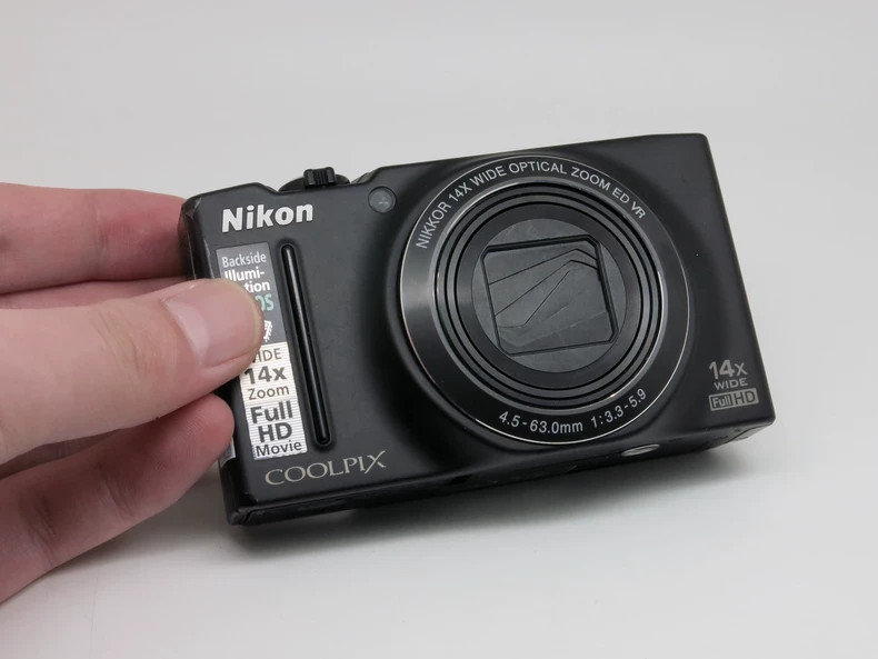 Nikon COOLPIX S8200 16.1MP 14x Optical Zoom Compact Digital Camera Full HD Black