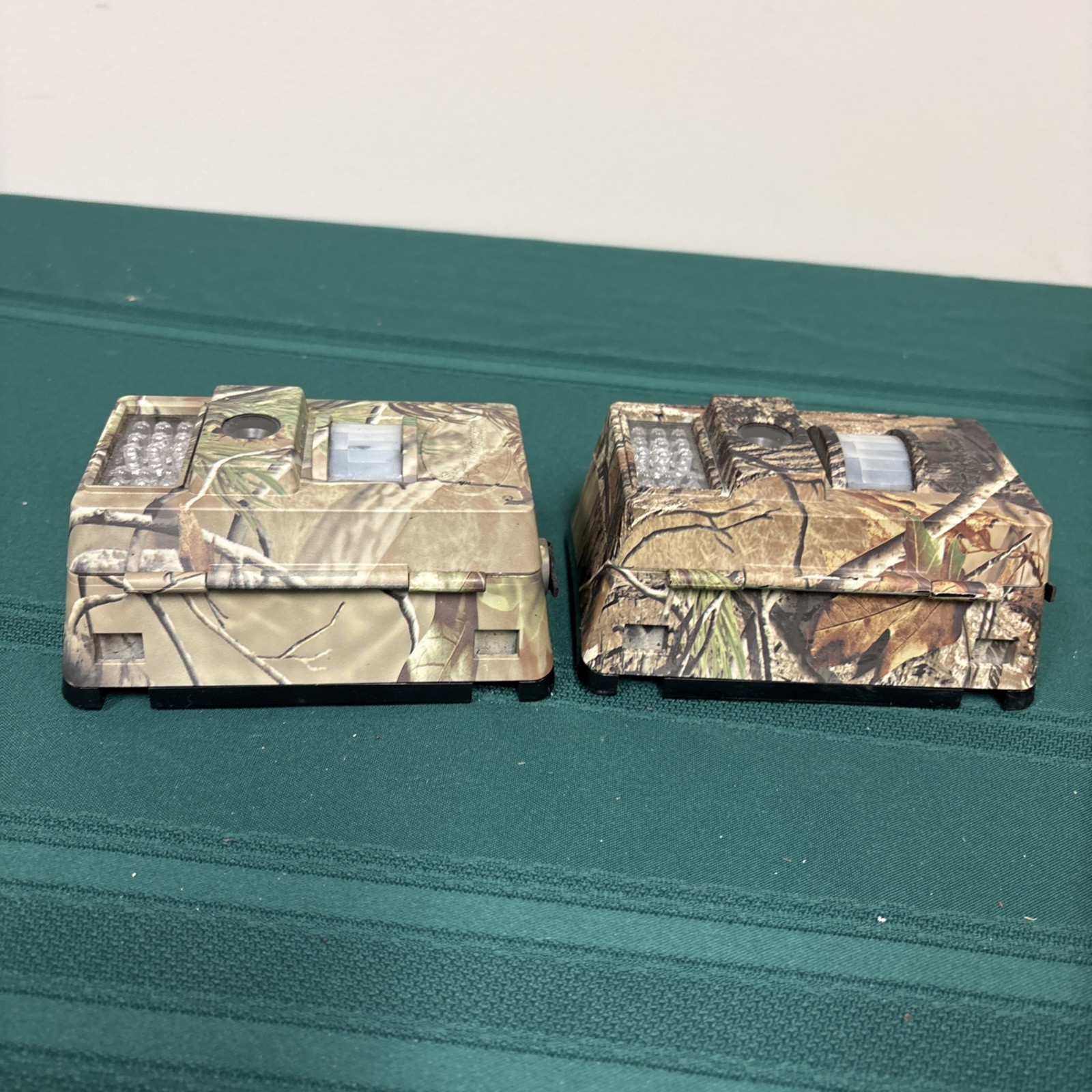 2 Pack Wildgame Innovations Real tree Pro Series X6C Trail Camera Untested As Is