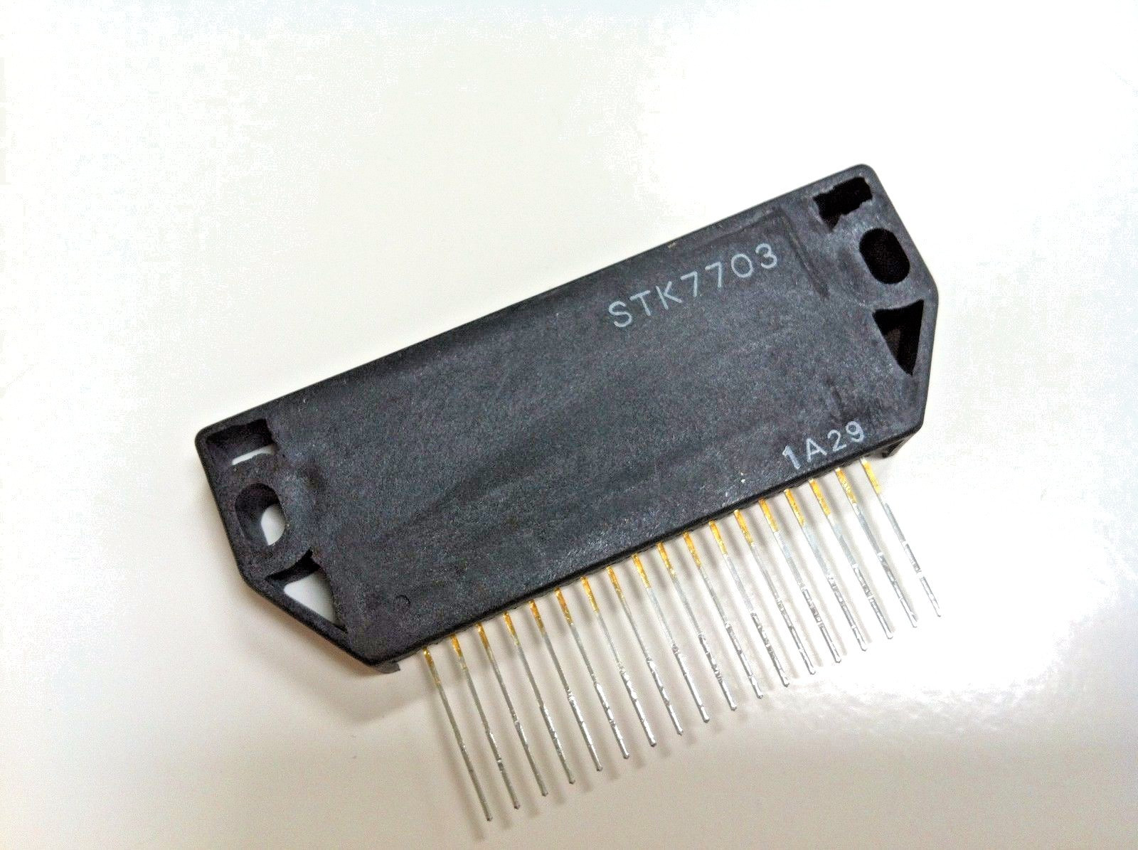 STK7703 + Heat Sink Compound BY SANYO