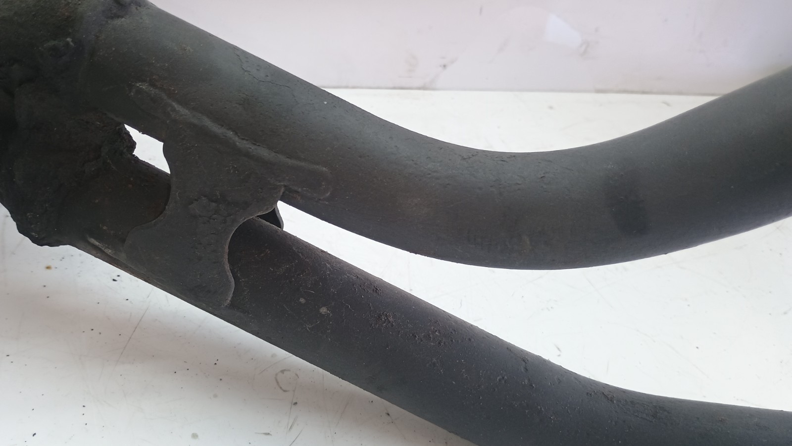 Kawasaki ER500 2000 500cc Exhaust manifold