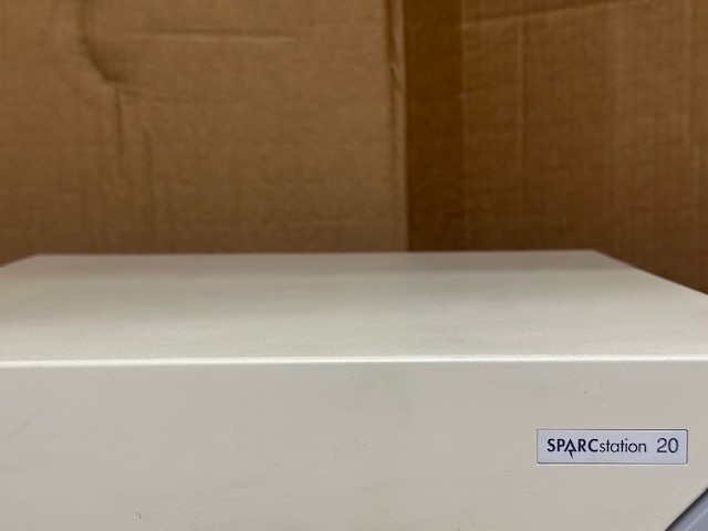 SUN Microsystems SPARCstation 20 Model 544 PN 600-3710-01 READ DESCRIPTION