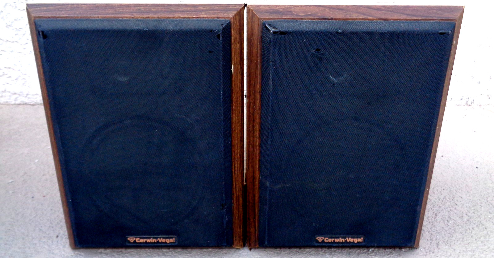 CERWIN VEGA SAT-6S 100W 8OHM SHELF SPEAKERS MADE IN USA TESTED WORKING