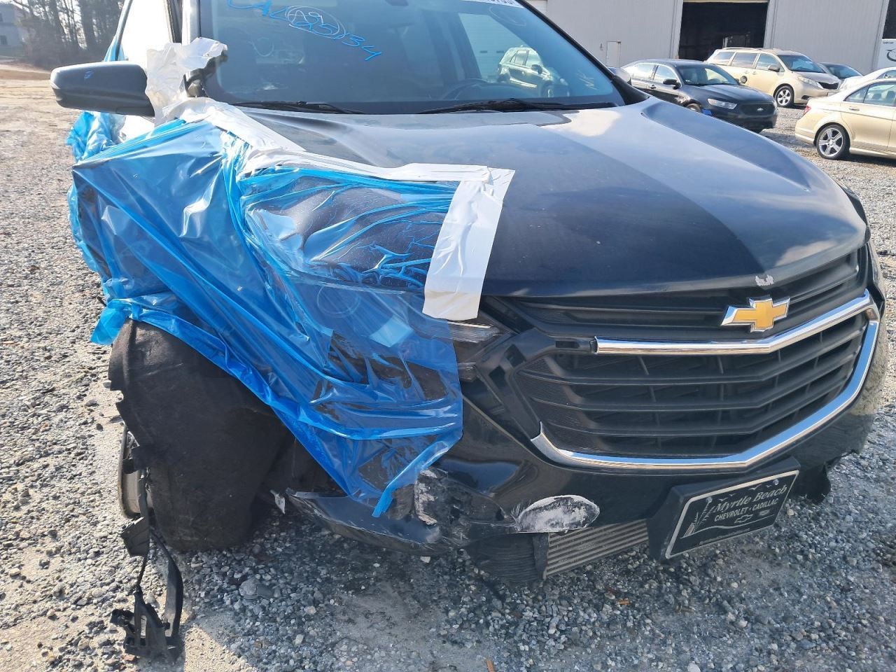 EQUINOX 2019 Glove Box 4891884