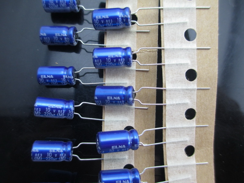 10pcs ELNA 220uf 10v 220mfd long life Electrolytic Capacitor 6.3*11mm 105℃