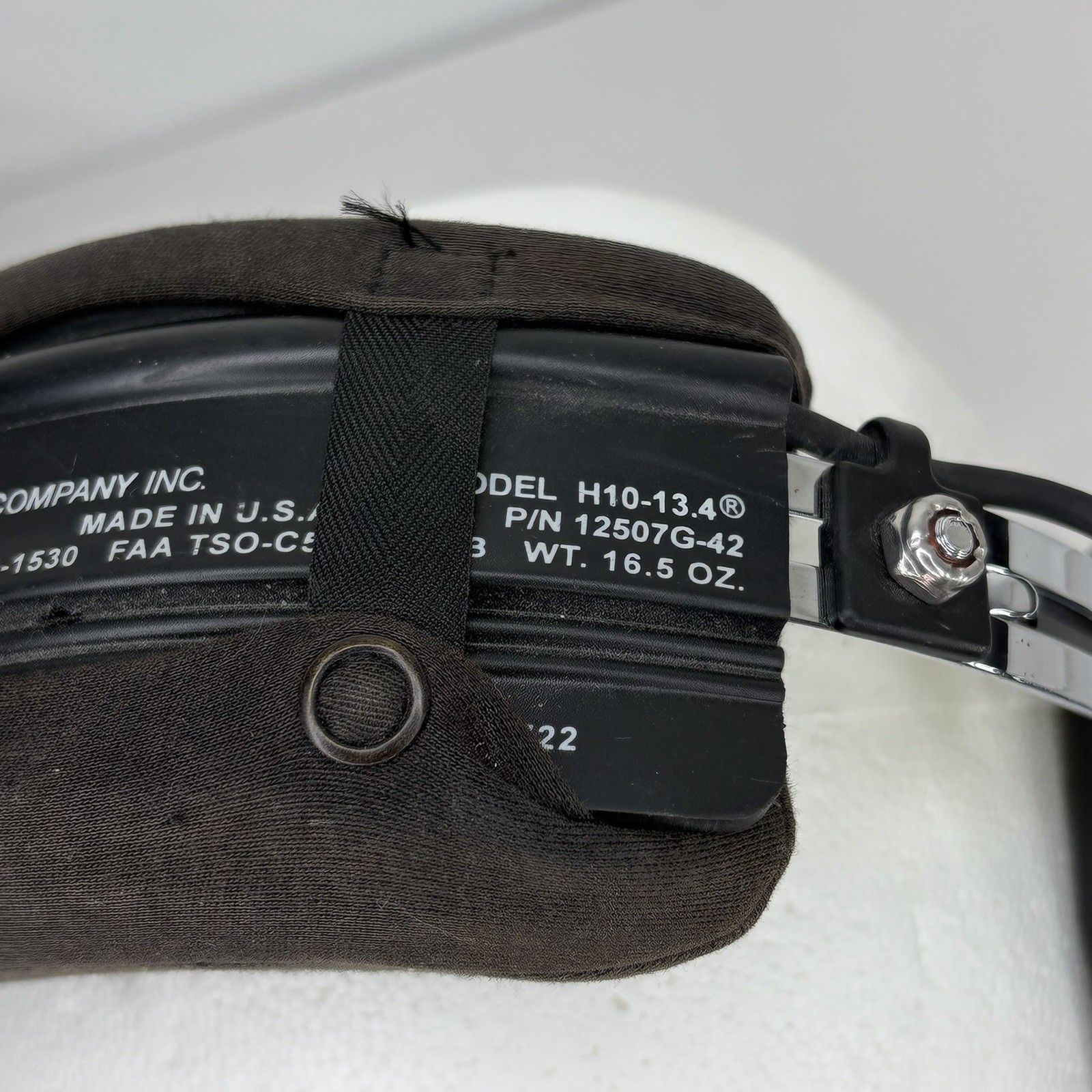 David Clark H10-13.4 Aviation Headset Missing Mic Cover