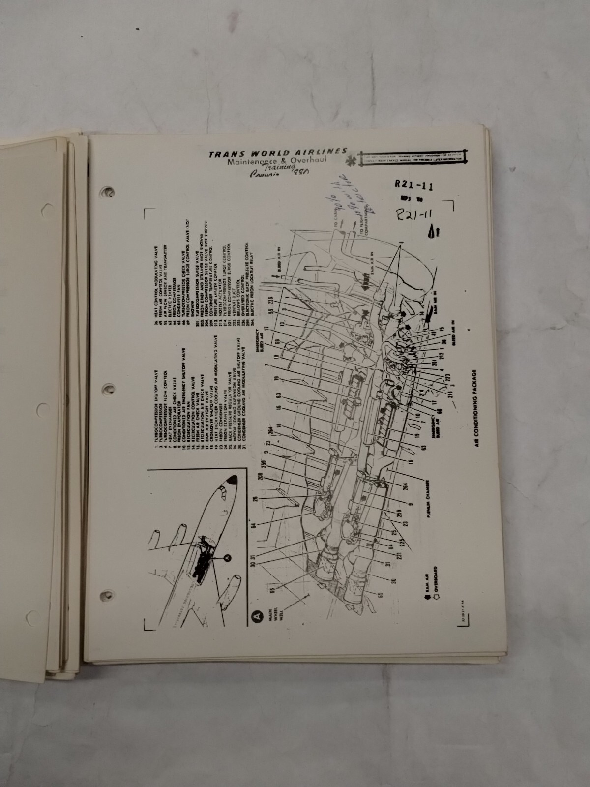 Trans World Airlines Convair 880 Maintenance Study Guide-Original
