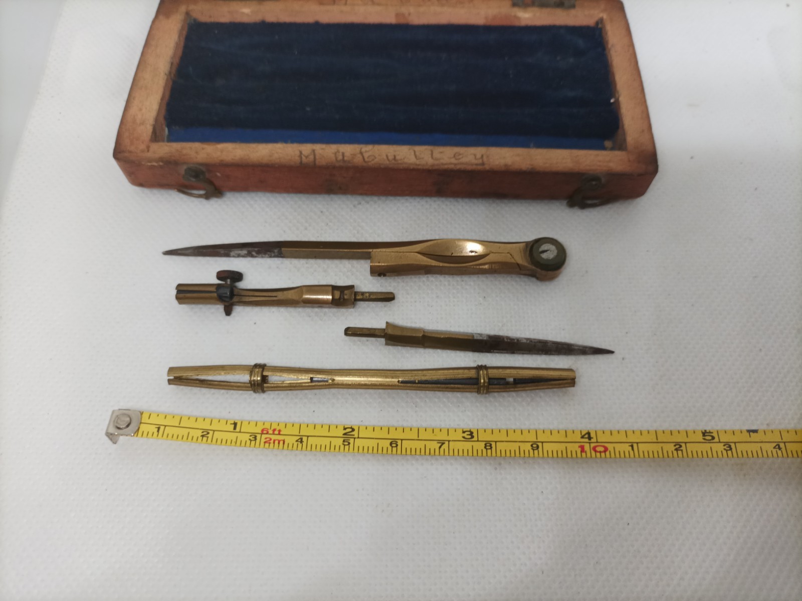 Vintage Wooden Boxed Drawing Instruments Draughtsman's Compass ?