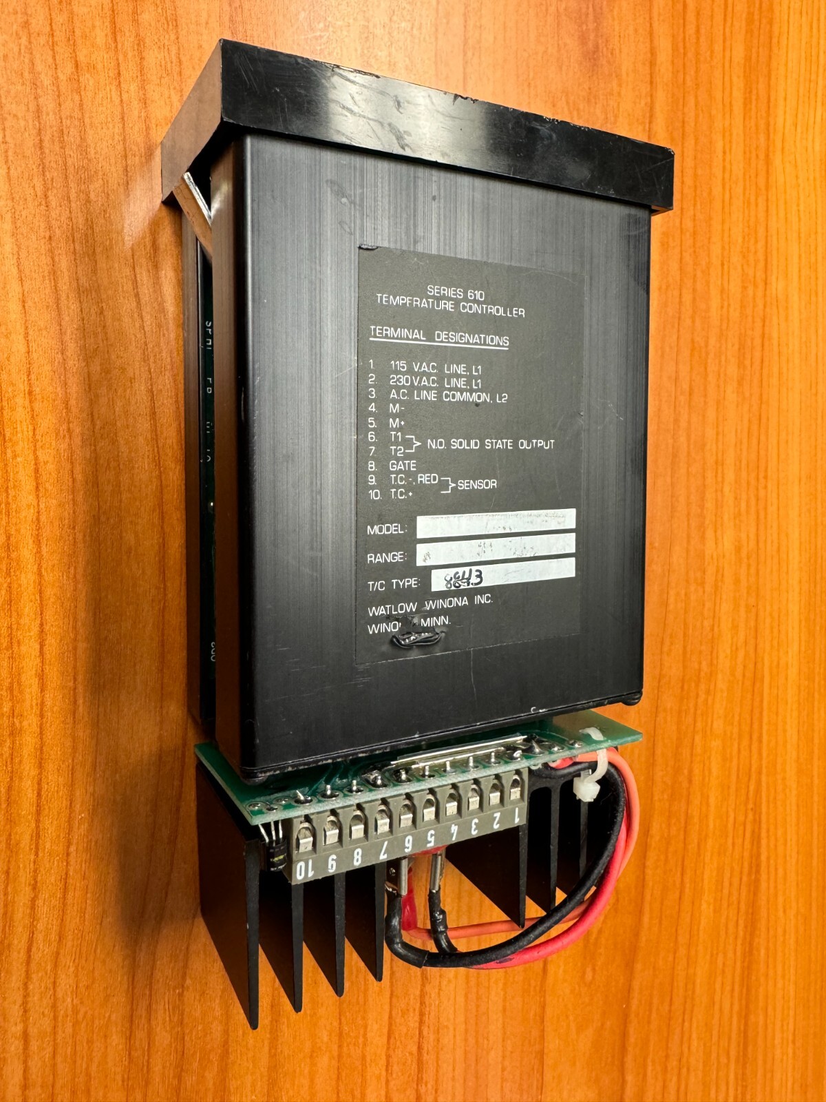 WATLOW BONDTEC SERIES 610 TEMPERATURE CONTROLLER
