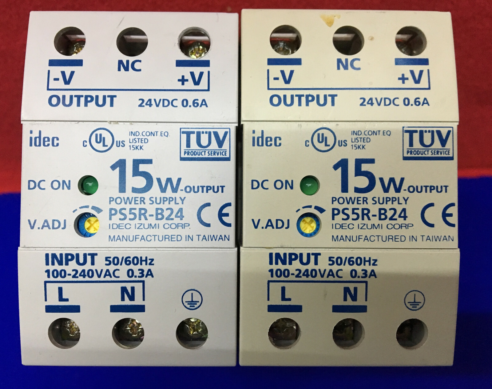 QTY 2 - IDEC IZUMI PS5R-B24 POWER SUPPLIES SUPPLY 15W OUTPUT