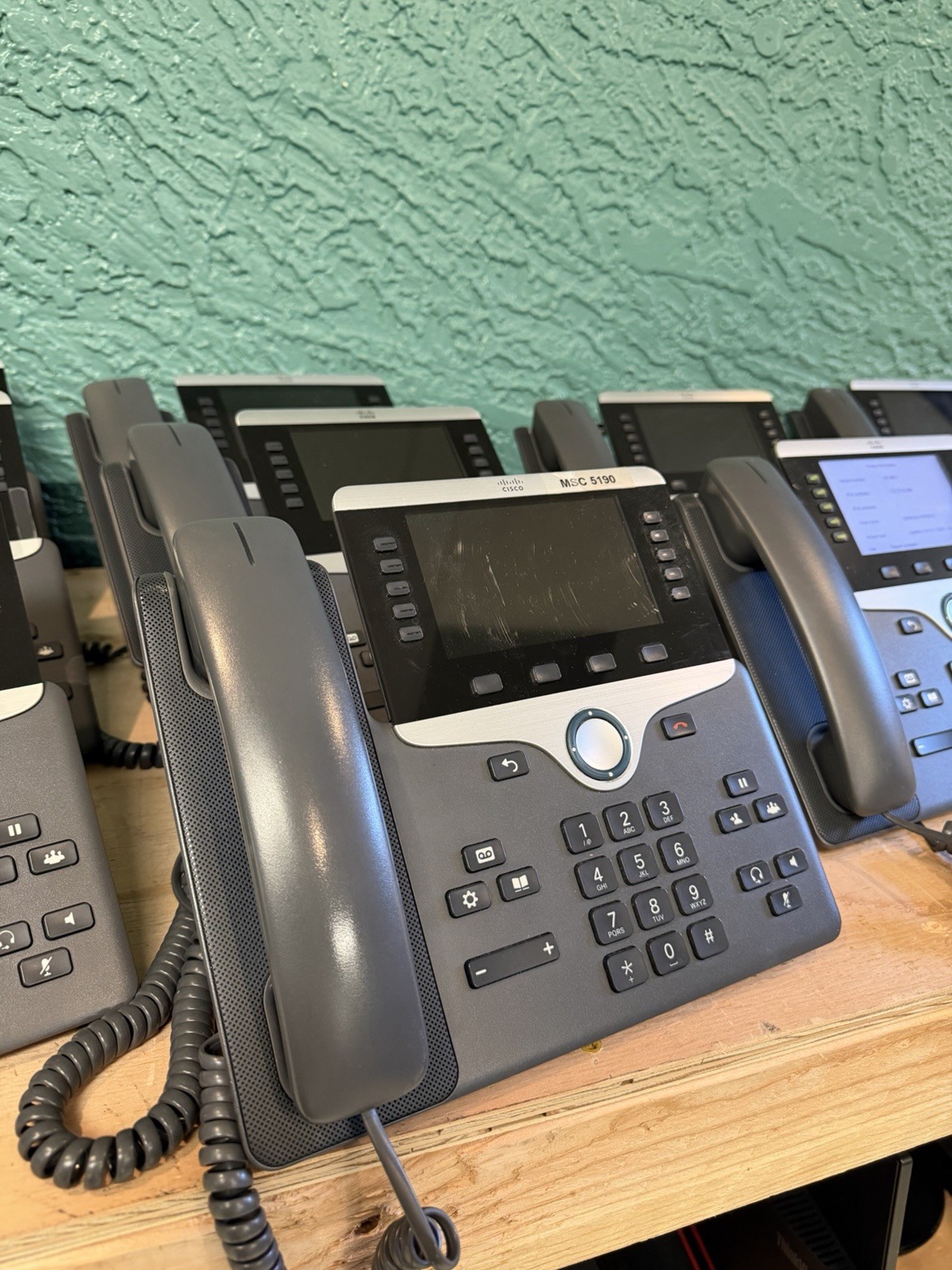 LOT of 10 Cisco CP-8811 IP Office Phone w Cord Handset