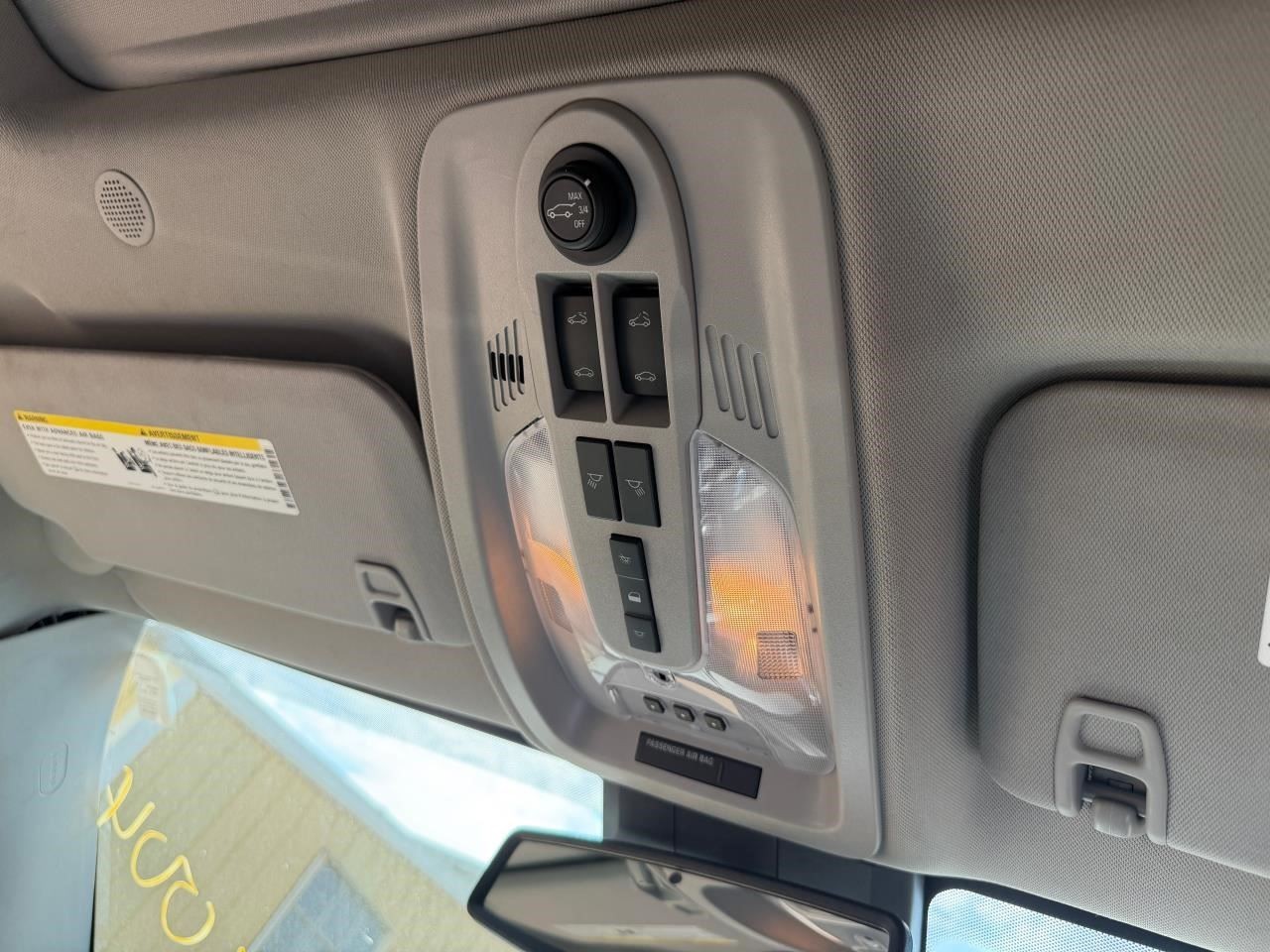 TERRAIN 2016 Antenna 104965845