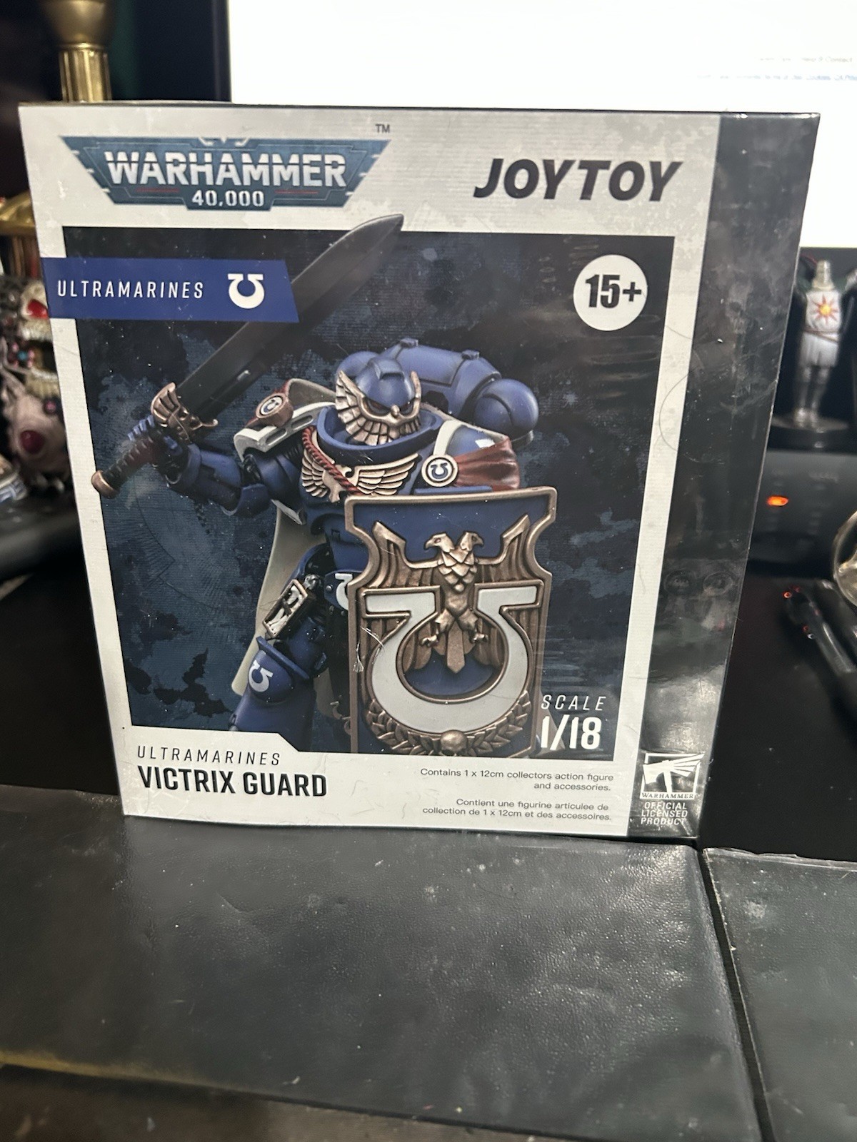 JoyToy Warhammer 40K Ultramarines Victrix Guard action figure (NEW)
