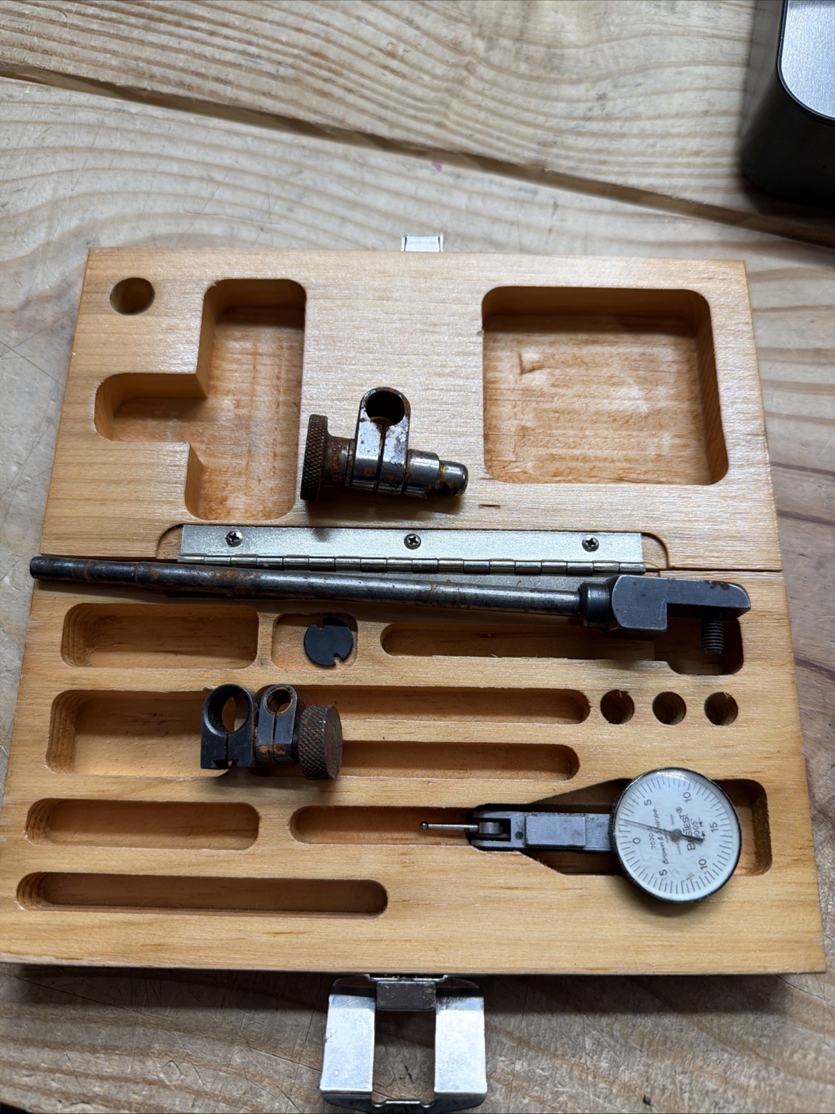 Brown & Sharpe Bestest Test Indicator .0005” White Dial w/case & Extras 7030-3 H