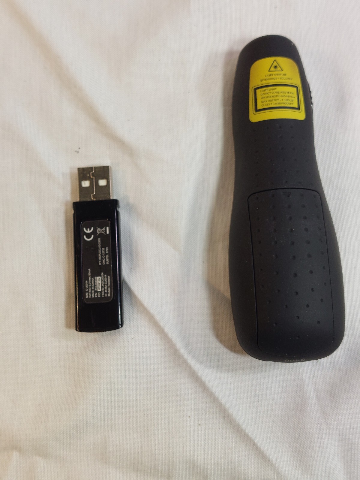 Used Logitech R400 Laser Presentation Remote - Black
