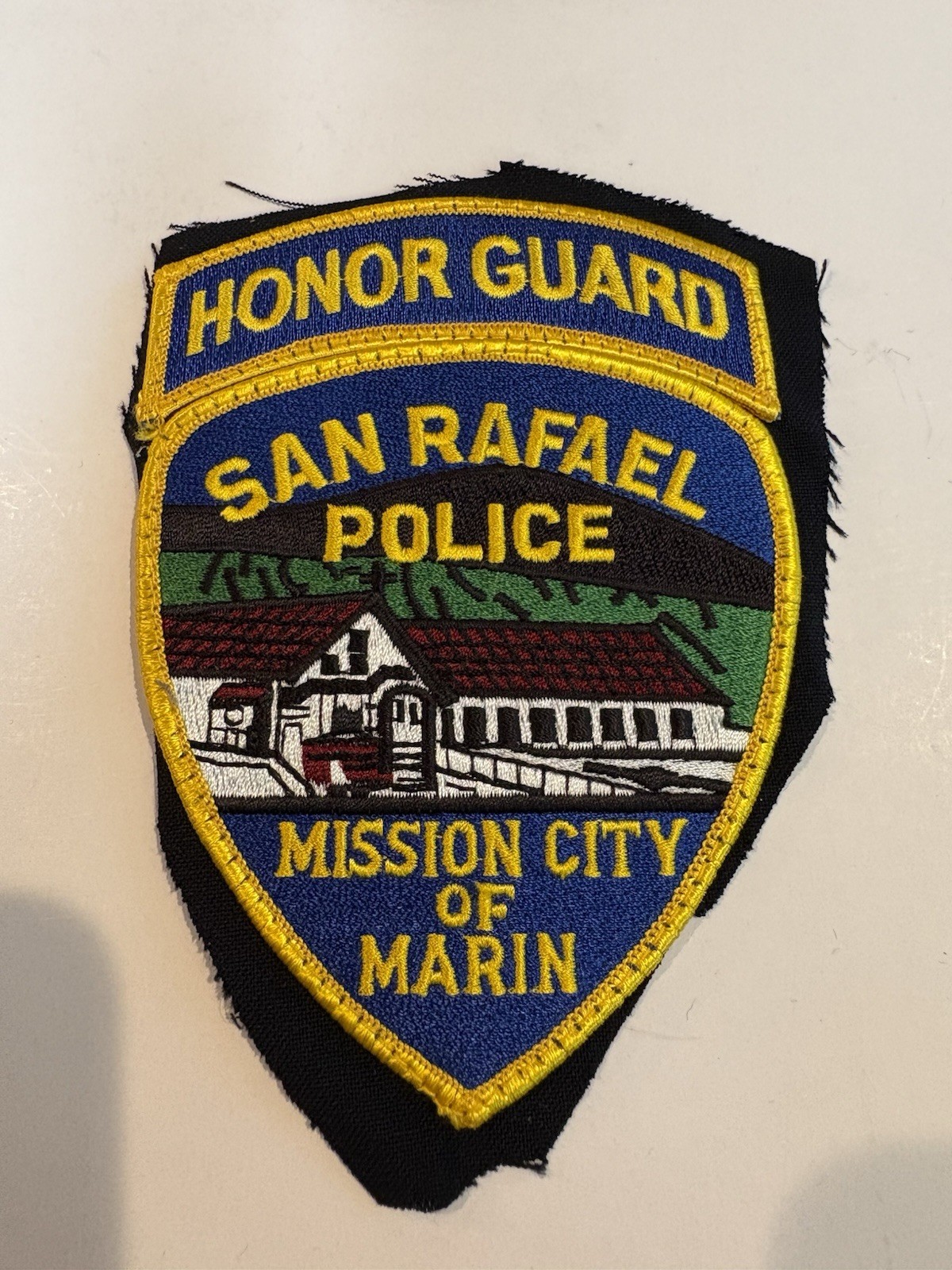 VINTAGE SAN RAFAEL”POLICE” MISSION CITY of MARIN UNIFORM”HONOR GUARD” PATCH LQQK