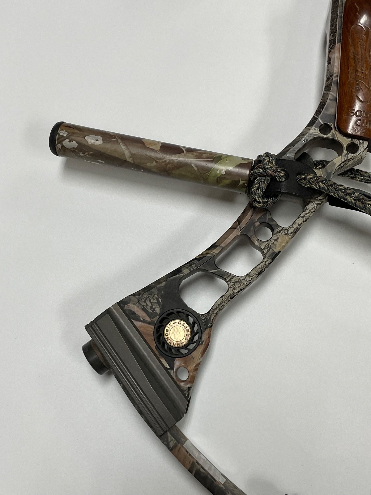 Matthews Switchback RH Compound Bow w/ Spot Hogg Sight - 70#, 35.5" Cable Length