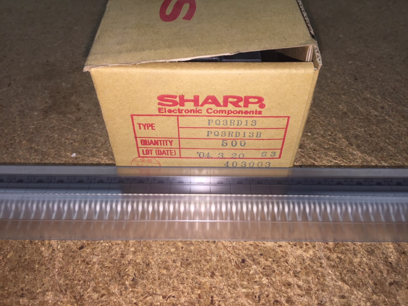 (27 PIECE LOT) PQ3RD13B, SHARP, 3.3V FIXED POSITIVE REGULATOR, PSFM4
