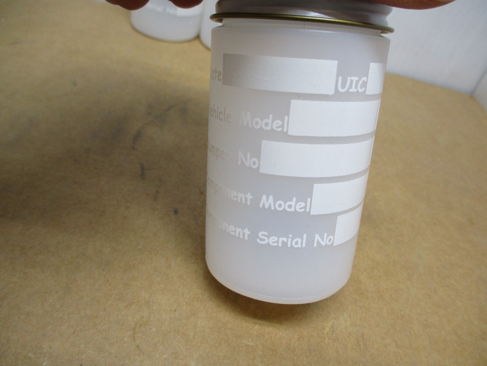 SAMPLE BOTTLES PLASTIC METAL SREW TOP QTY-6