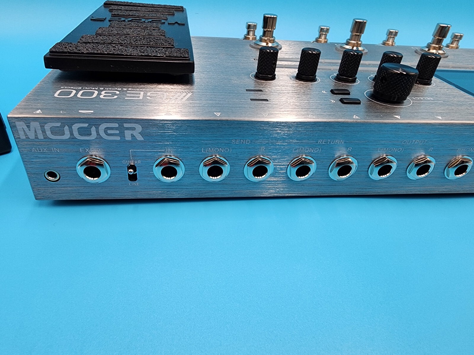 Mooer GE300 Guitar Amp Modeling Effect Processor Synth Pedal Bass Capture GE 300